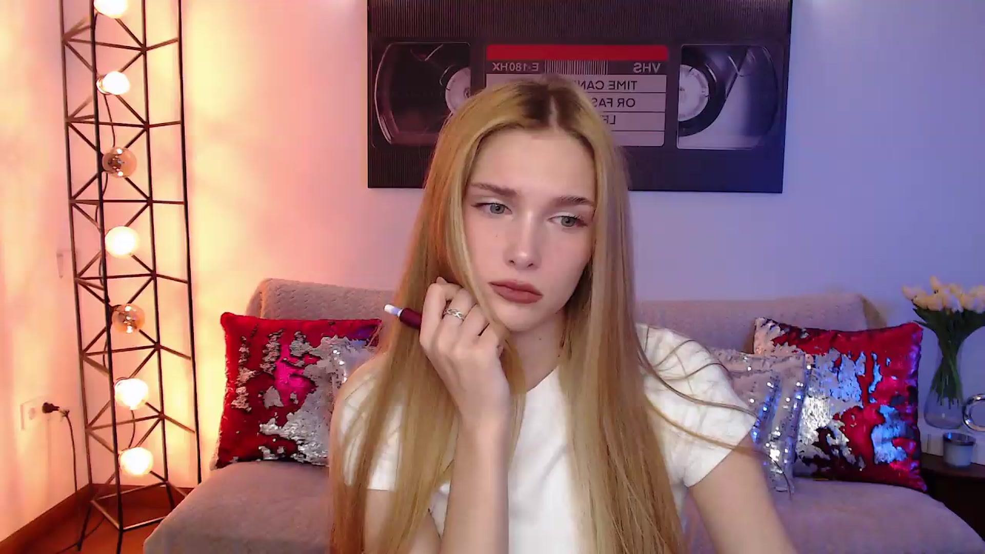 Gallery image thumbnail from Sirela's myfreecams stream on, 07/22/2026, 21:02 image 6 of 20