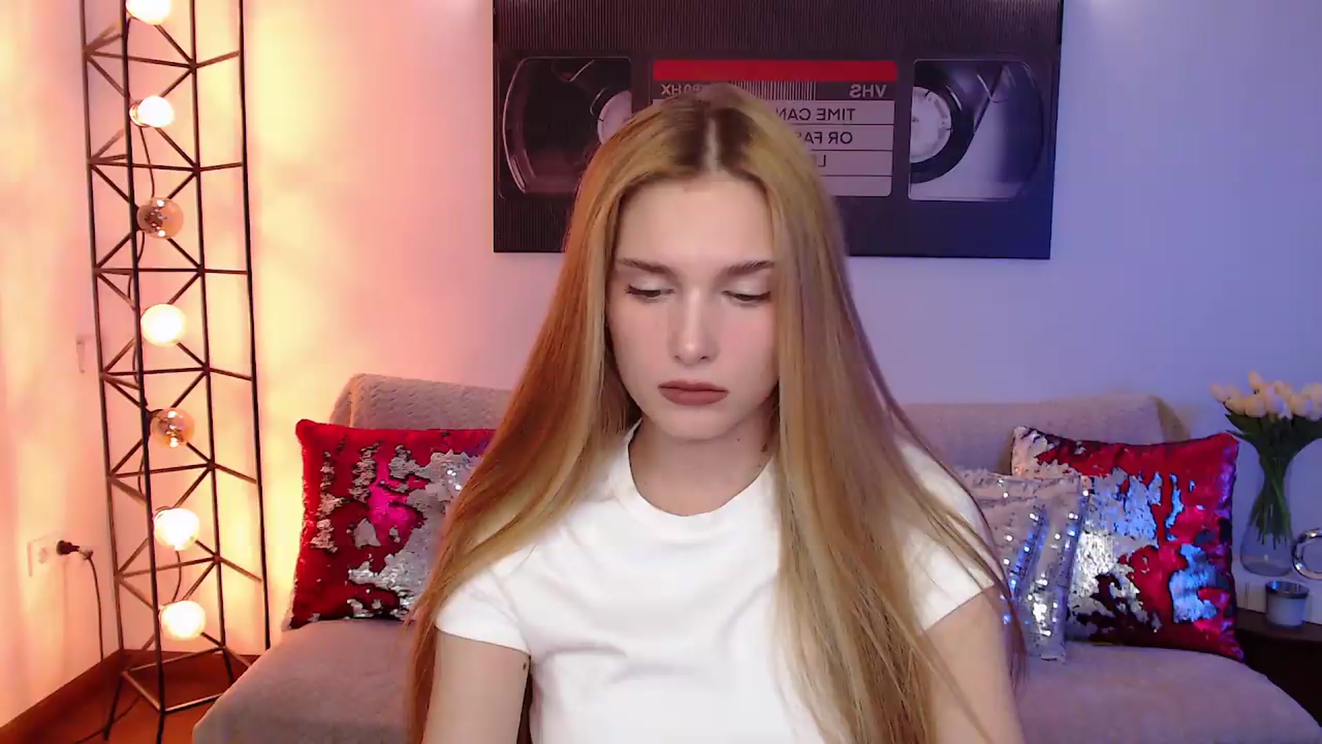 Gallery image thumbnail from Sirela's myfreecams stream on, 07/22/2026, 21:02 image 4 of 20