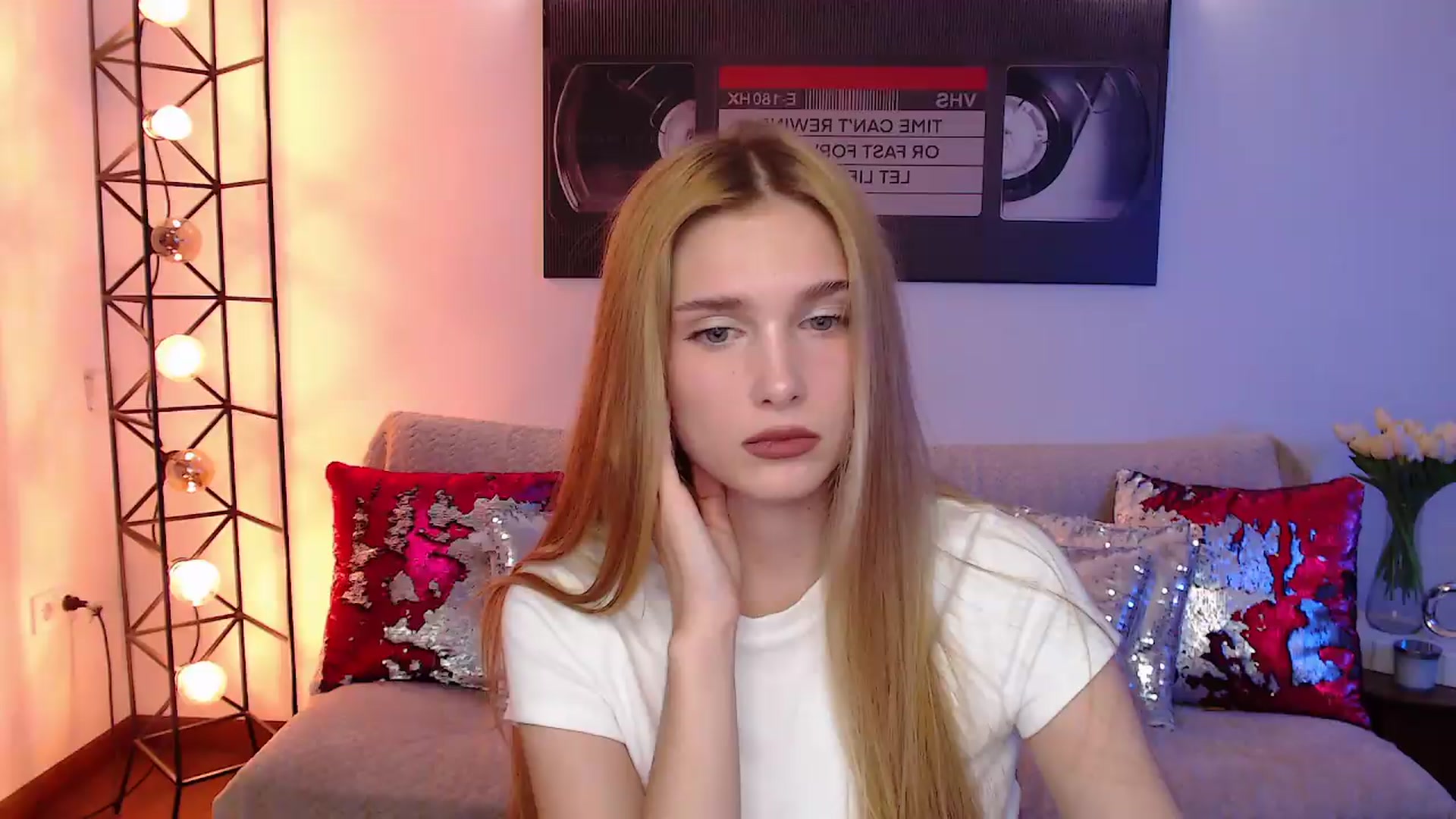 Gallery image thumbnail from Sirela's myfreecams stream on, 07/22/2026, 21:02 image 17 of 20
