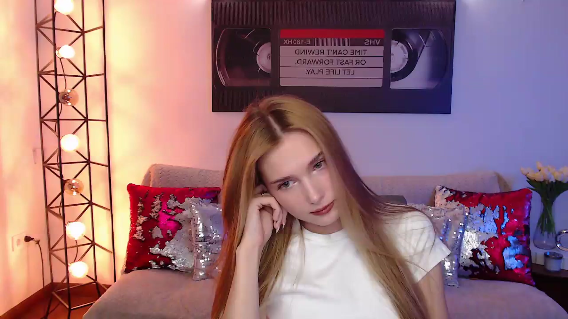 Gallery image thumbnail from Sirela's myfreecams stream on, 07/22/2026, 22:07 image 18 of 20