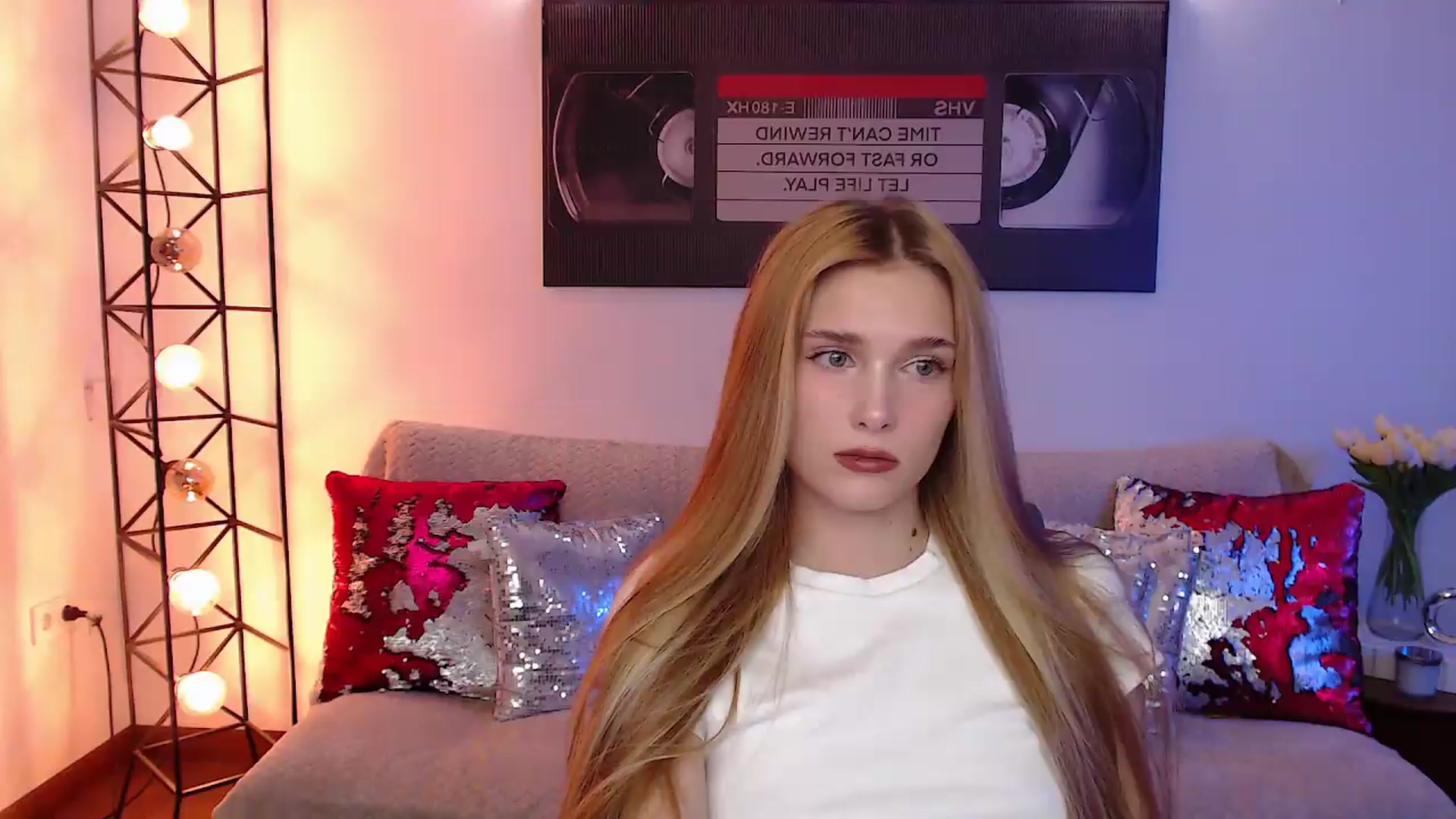 Gallery image thumbnail from Sirela's myfreecams stream on, 07/22/2026, 22:07 image 17 of 20