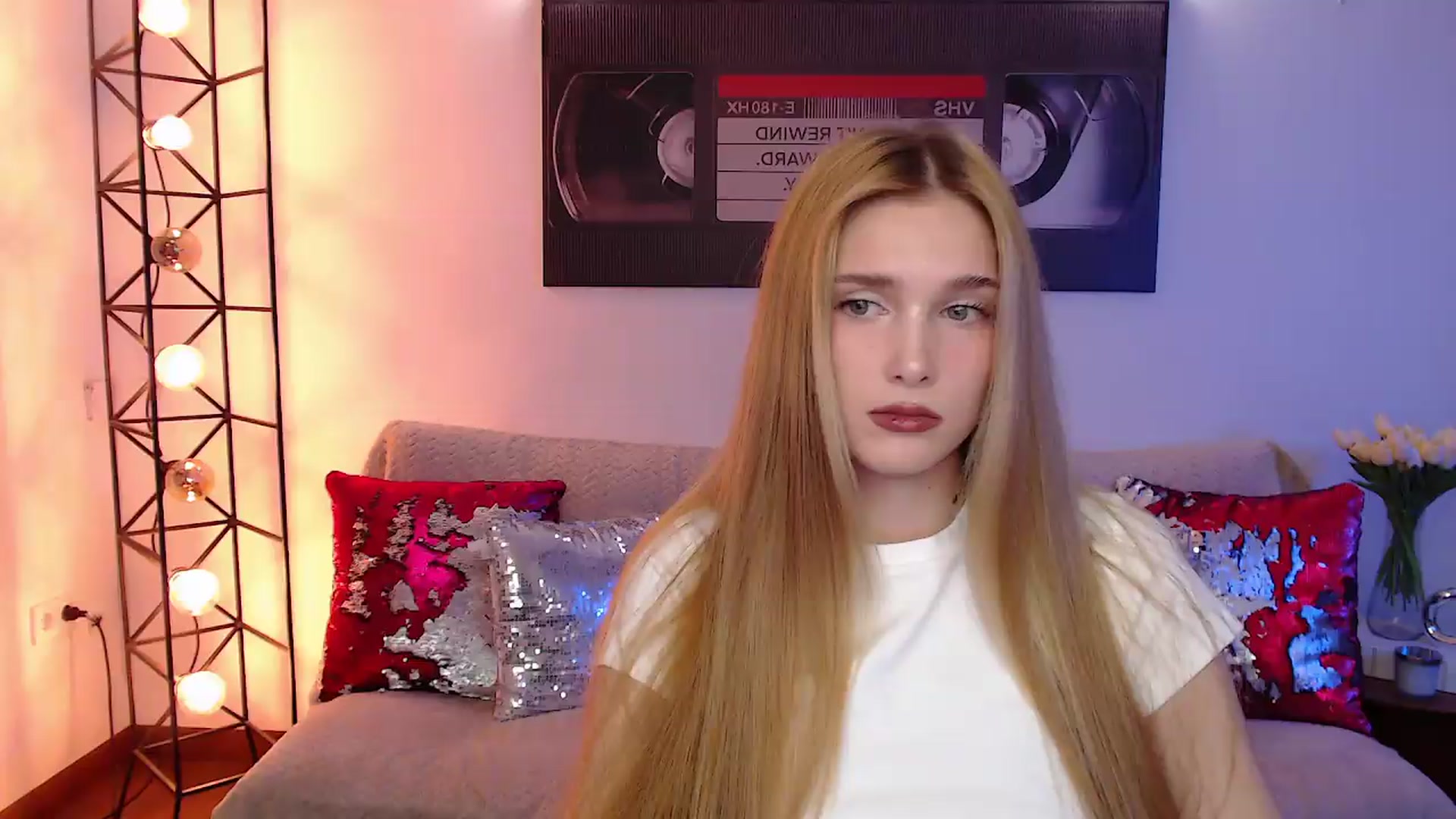 Gallery image thumbnail from Sirela's myfreecams stream on, 07/22/2026, 22:07 image 4 of 20