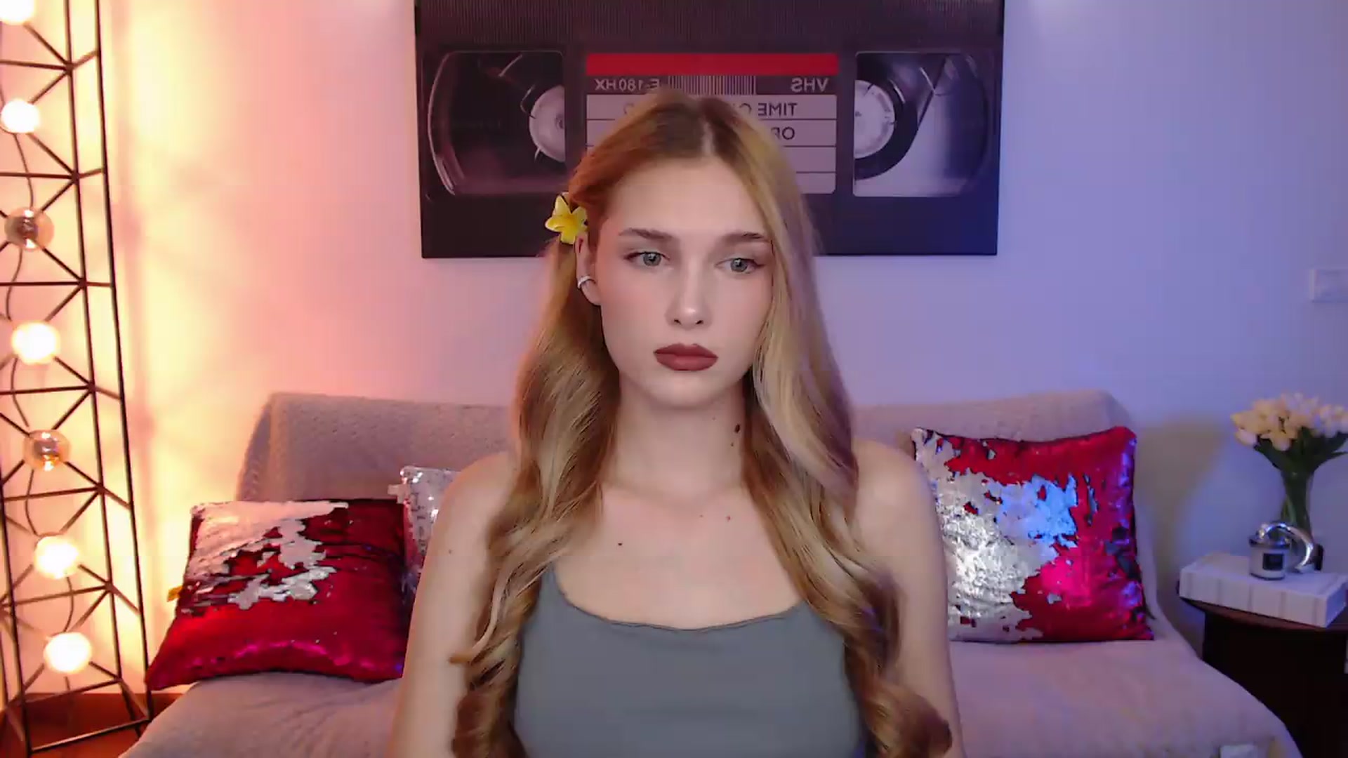 Gallery image thumbnail from Sirela's myfreecams stream on, 07/31/2026, 19:37 image 7 of 20