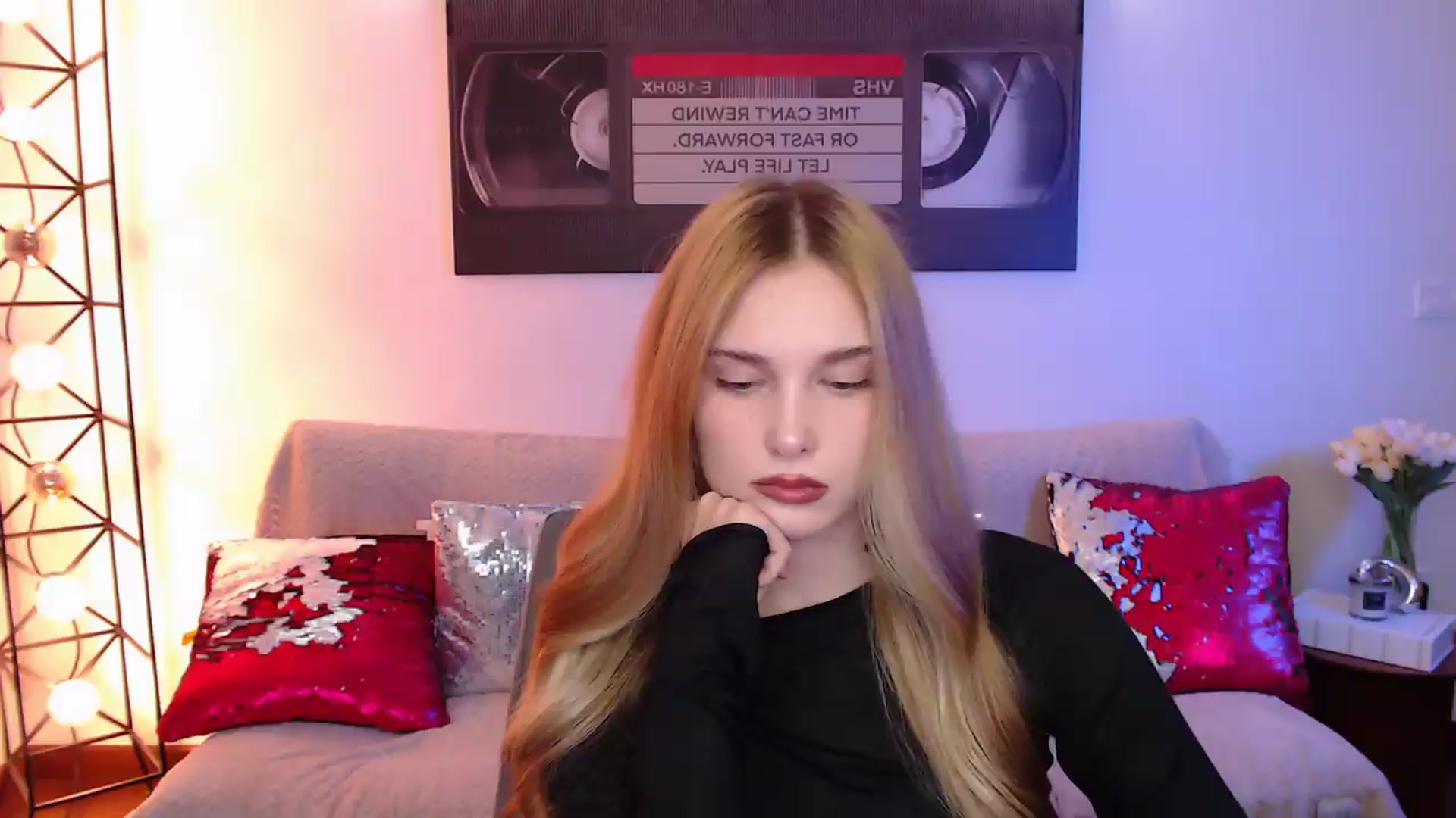 Gallery image thumbnail from Sirela's myfreecams stream on, 08/01/2026, 02:20 image 12 of 20