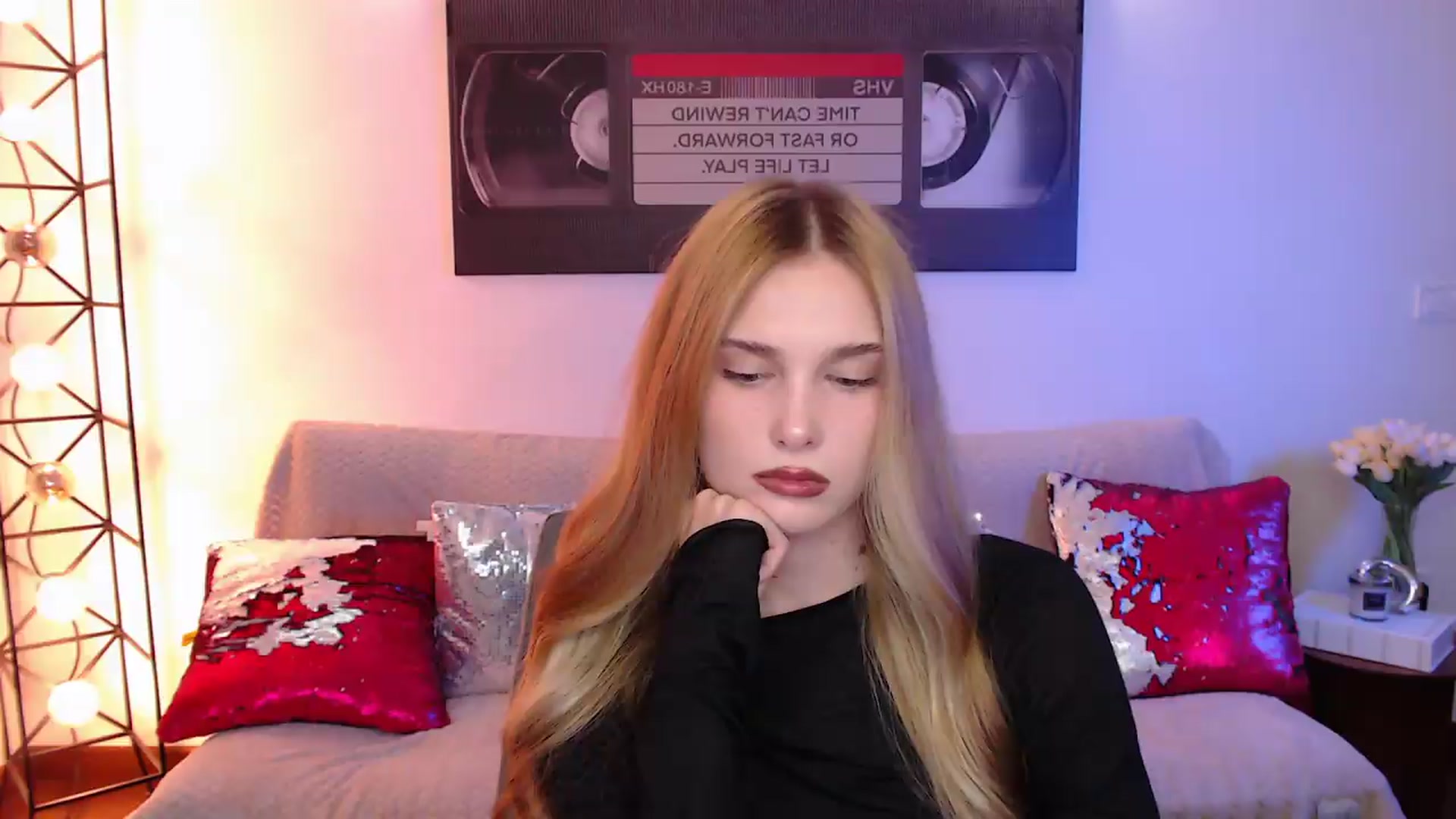 Gallery image thumbnail from Sirela's myfreecams stream on, 08/01/2026, 02:20 image 11 of 20