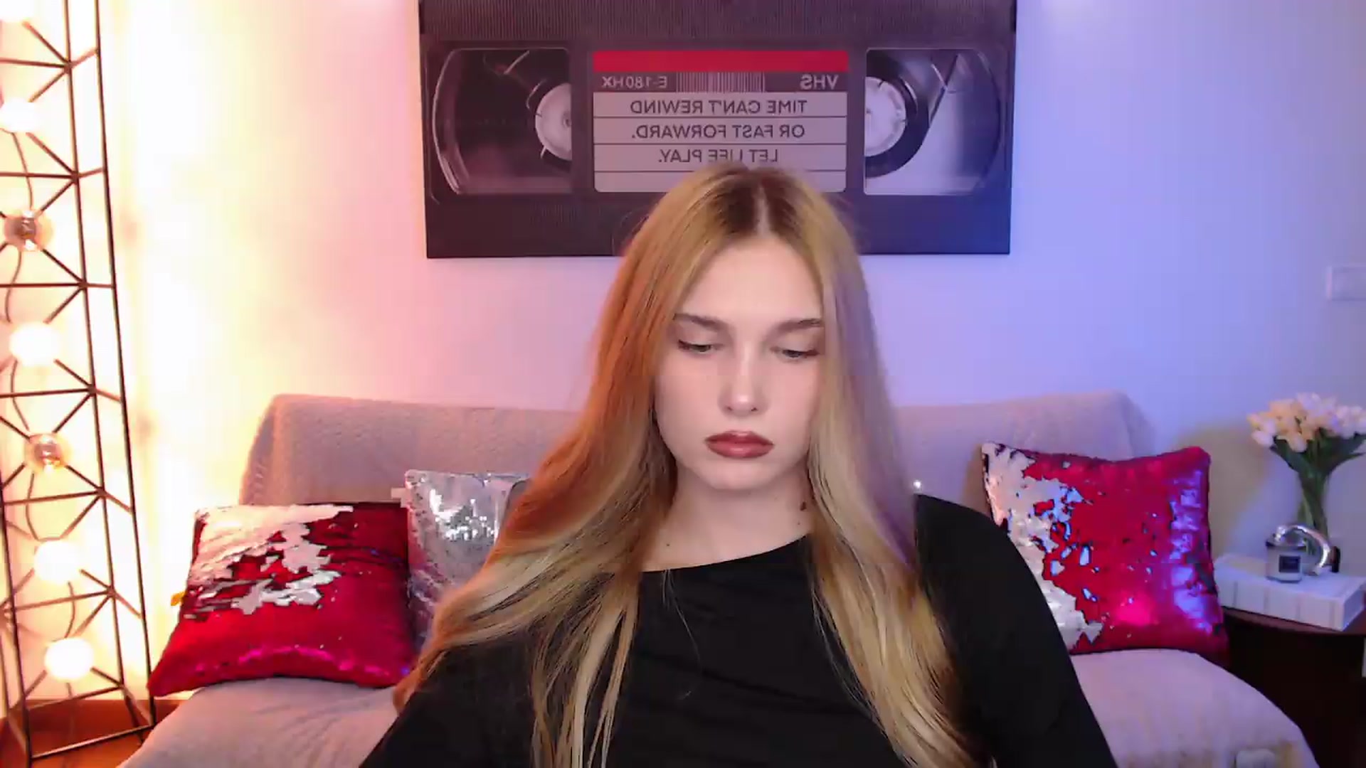 Gallery image thumbnail from Sirela's myfreecams stream on, 08/01/2026, 02:20 image 9 of 20