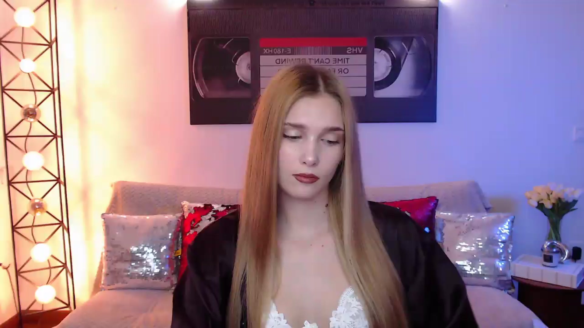 Gallery image thumbnail from Sirela's myfreecams stream on, 08/12/2026, 21:26 image 10 of 20