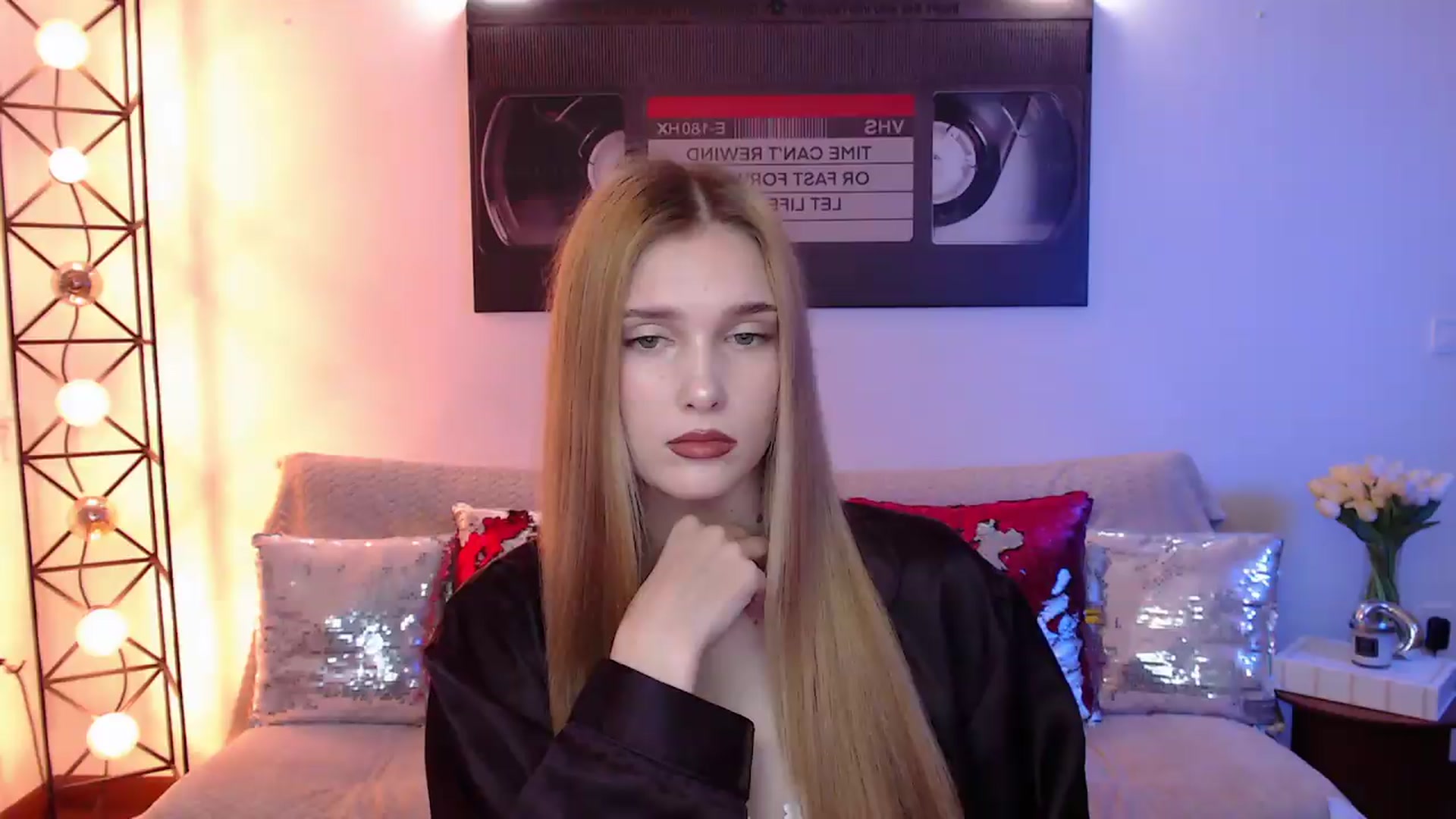 Gallery image thumbnail from Sirela's myfreecams stream on, 08/12/2026, 21:26 image 6 of 20