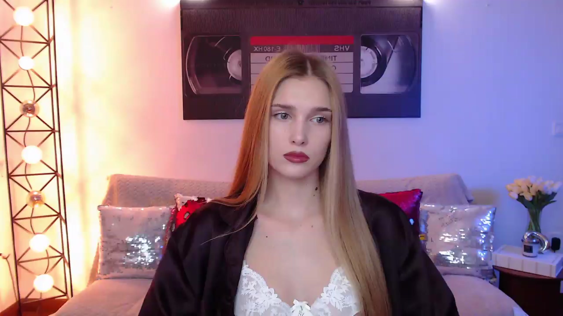 Gallery image thumbnail from Sirela's myfreecams stream on, 08/12/2026, 23:00 image 9 of 20