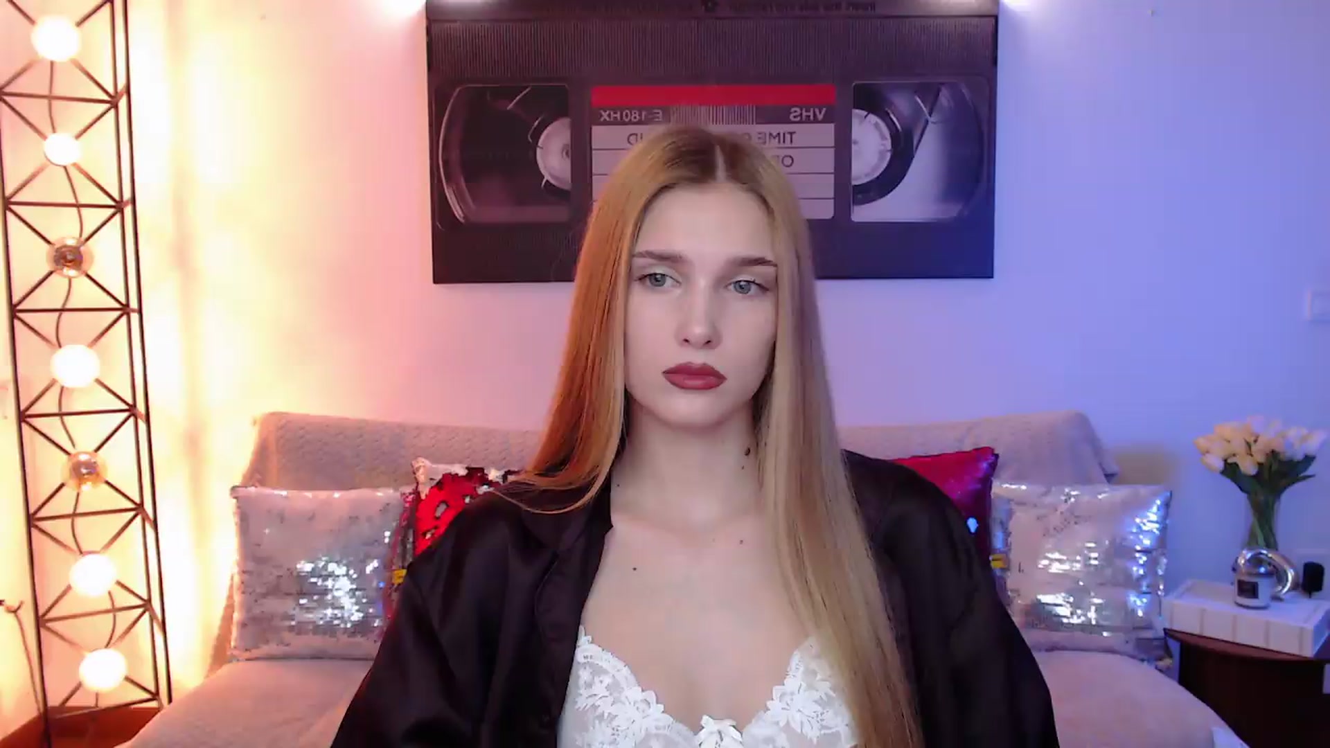 Gallery image thumbnail from Sirela's myfreecams stream on, 08/12/2026, 23:00 image 10 of 20
