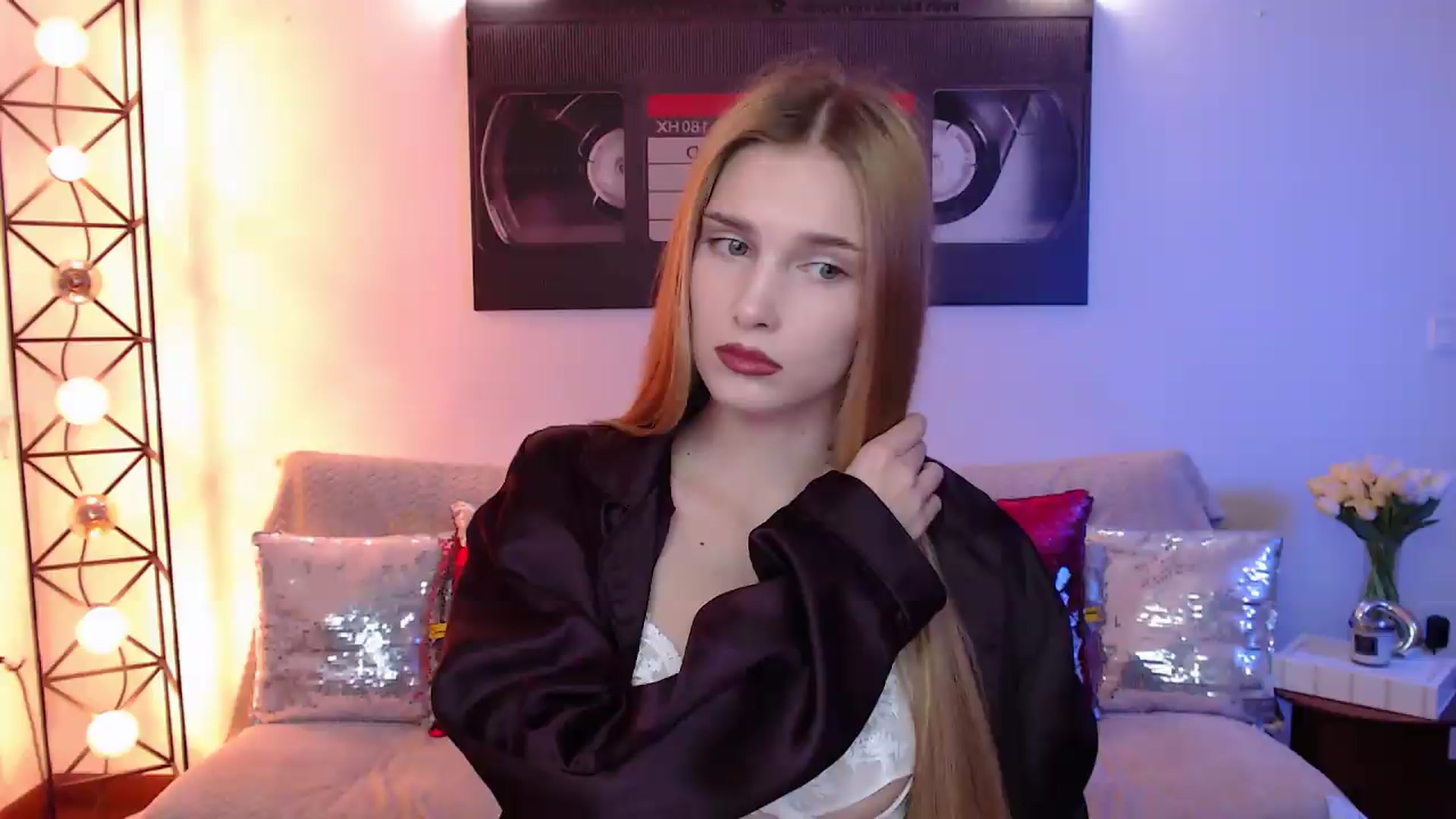 Gallery image thumbnail from Sirela's myfreecams stream on, 08/12/2026, 23:00 image 12 of 20