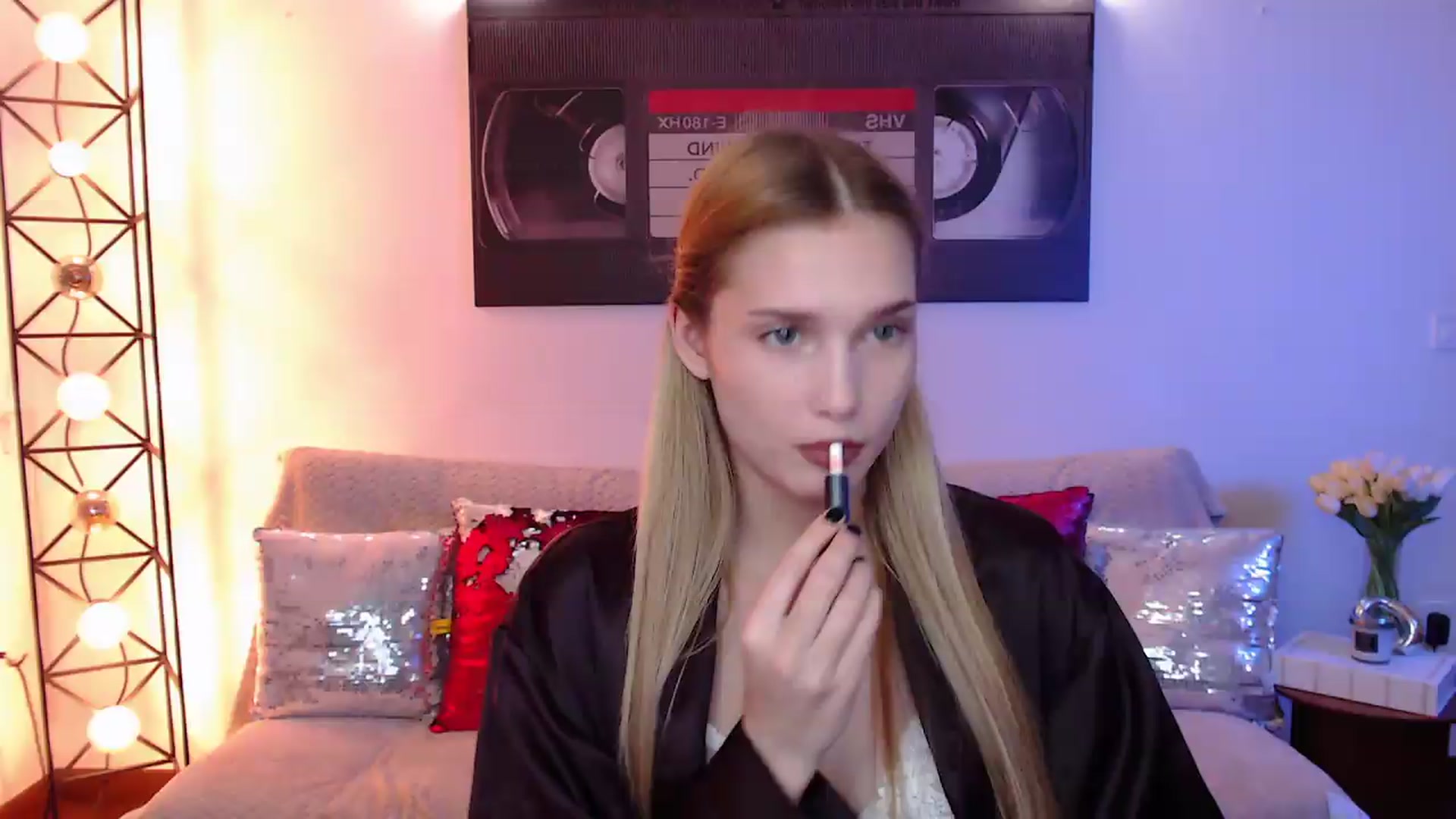 Gallery image thumbnail from Sirela's myfreecams stream on, 08/13/2026, 24:32 image 12 of 20