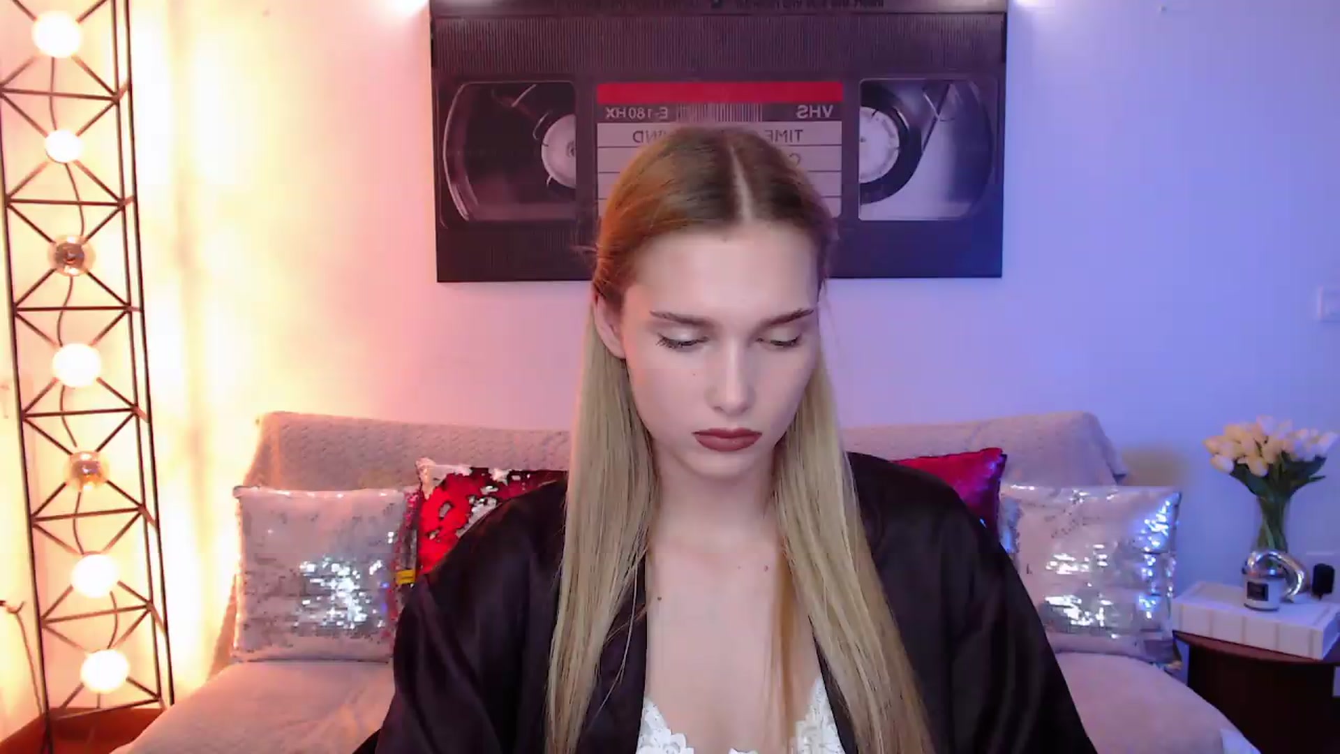 Gallery image thumbnail from Sirela's myfreecams stream on, 08/13/2026, 24:32 image 13 of 20