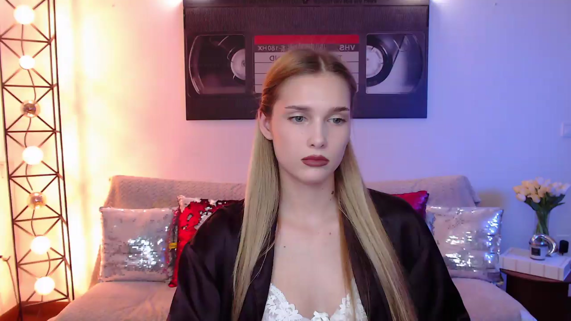 Gallery image thumbnail from Sirela's myfreecams stream on, 08/13/2026, 24:32 image 2 of 20