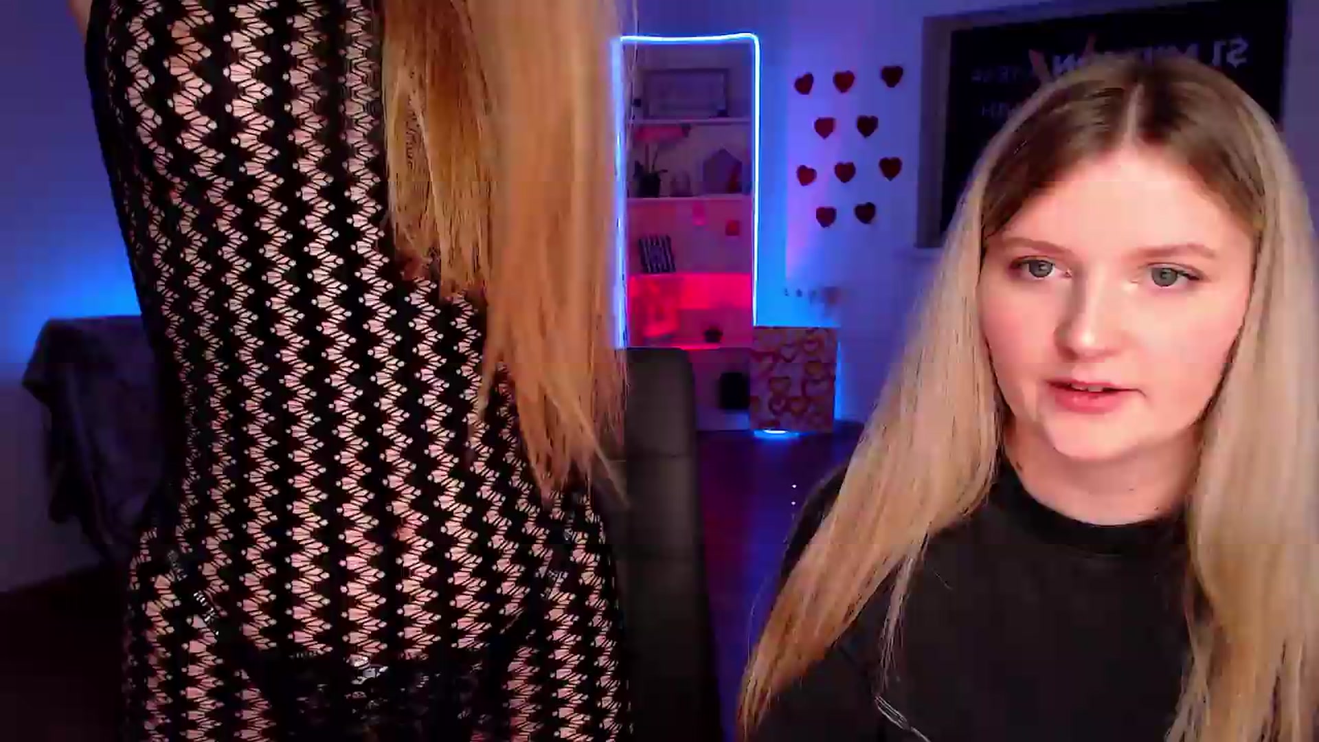 Gallery image thumbnail from Sirela's myfreecams stream on, 08/14/2026, 21:57 image 17 of 20