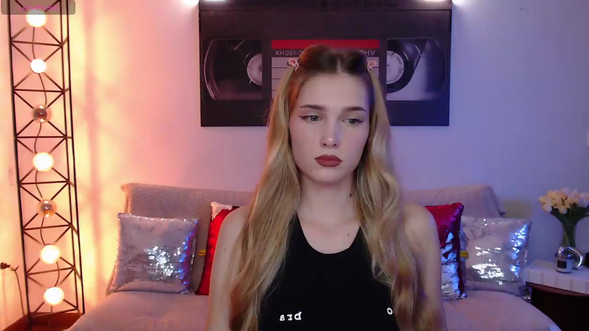 Gallery image thumbnail from Sirela's myfreecams stream on, 08/17/2026, 22:54 image 12 of 20