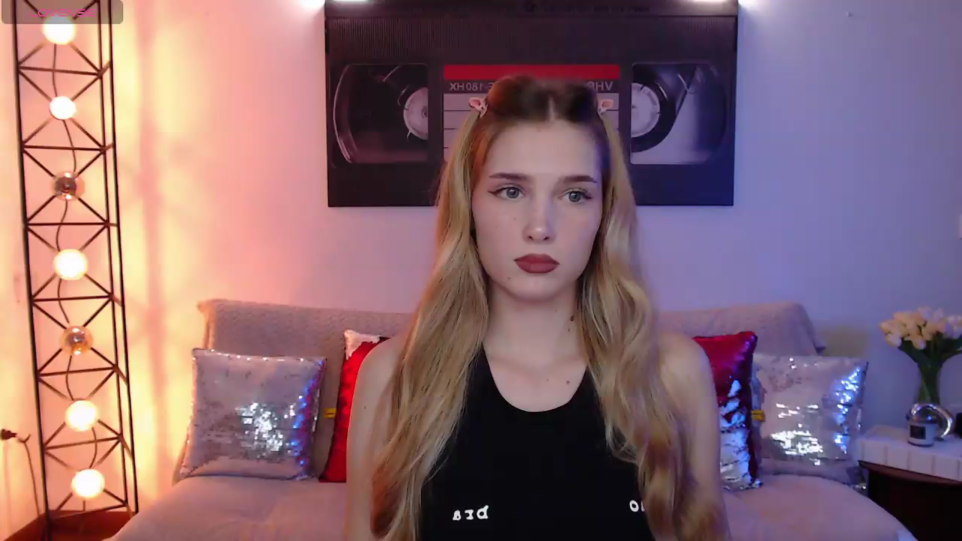 Gallery image thumbnail from Sirela's myfreecams stream on, 08/17/2026, 22:54 image 11 of 20