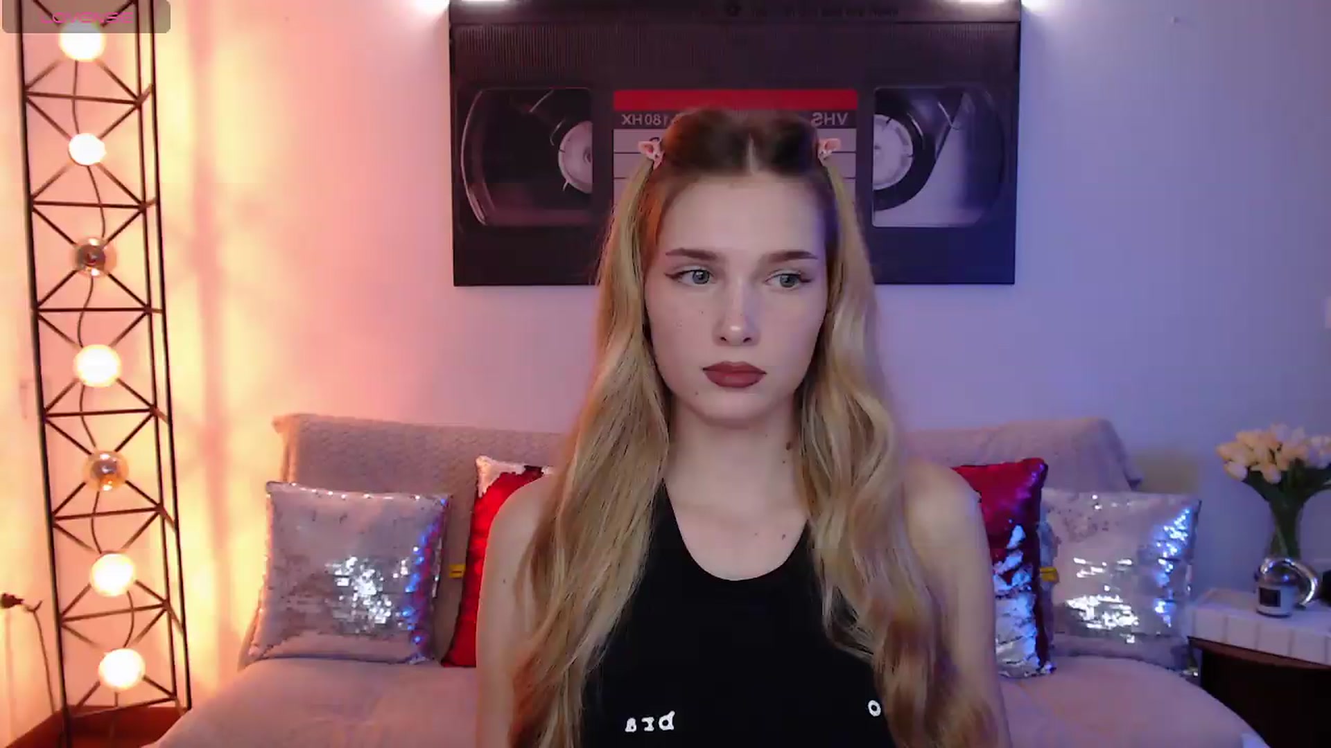Gallery image thumbnail from Sirela's myfreecams stream on, 08/17/2026, 22:54 image 19 of 20