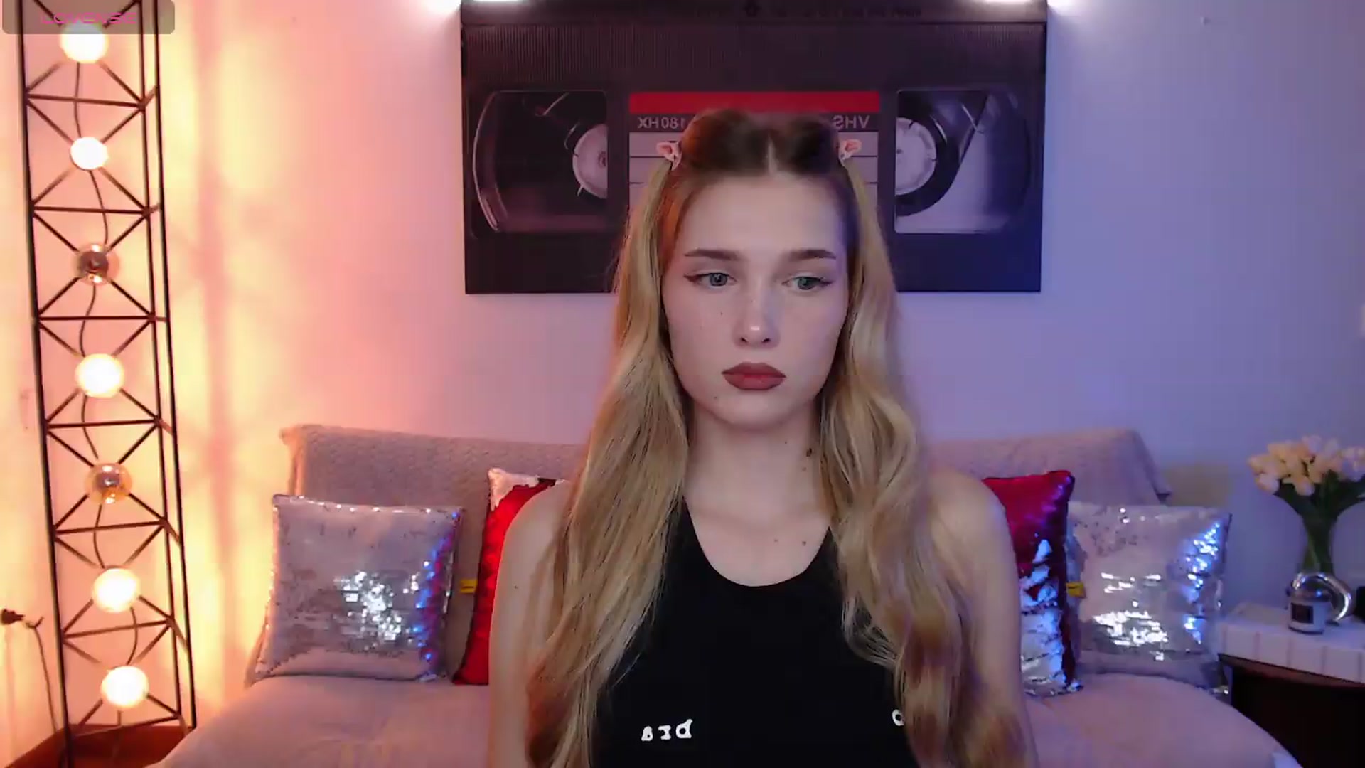 Gallery image thumbnail from Sirela's myfreecams stream on, 08/17/2026, 22:54 image 15 of 20