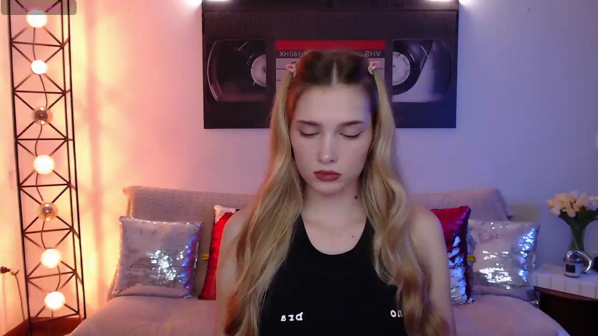 Gallery image thumbnail from Sirela's myfreecams stream on, 08/17/2026, 22:54 image 2 of 20