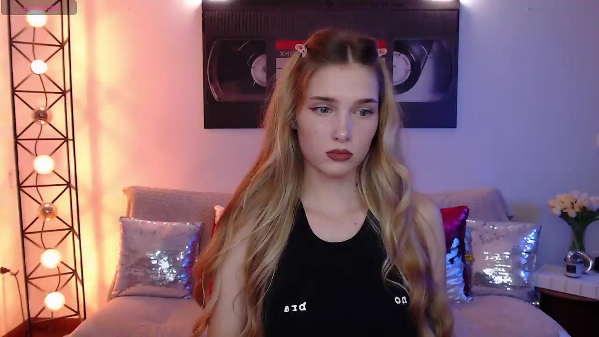Gallery image thumbnail from Sirela's myfreecams stream on, 08/17/2026, 23:33 image 16 of 20