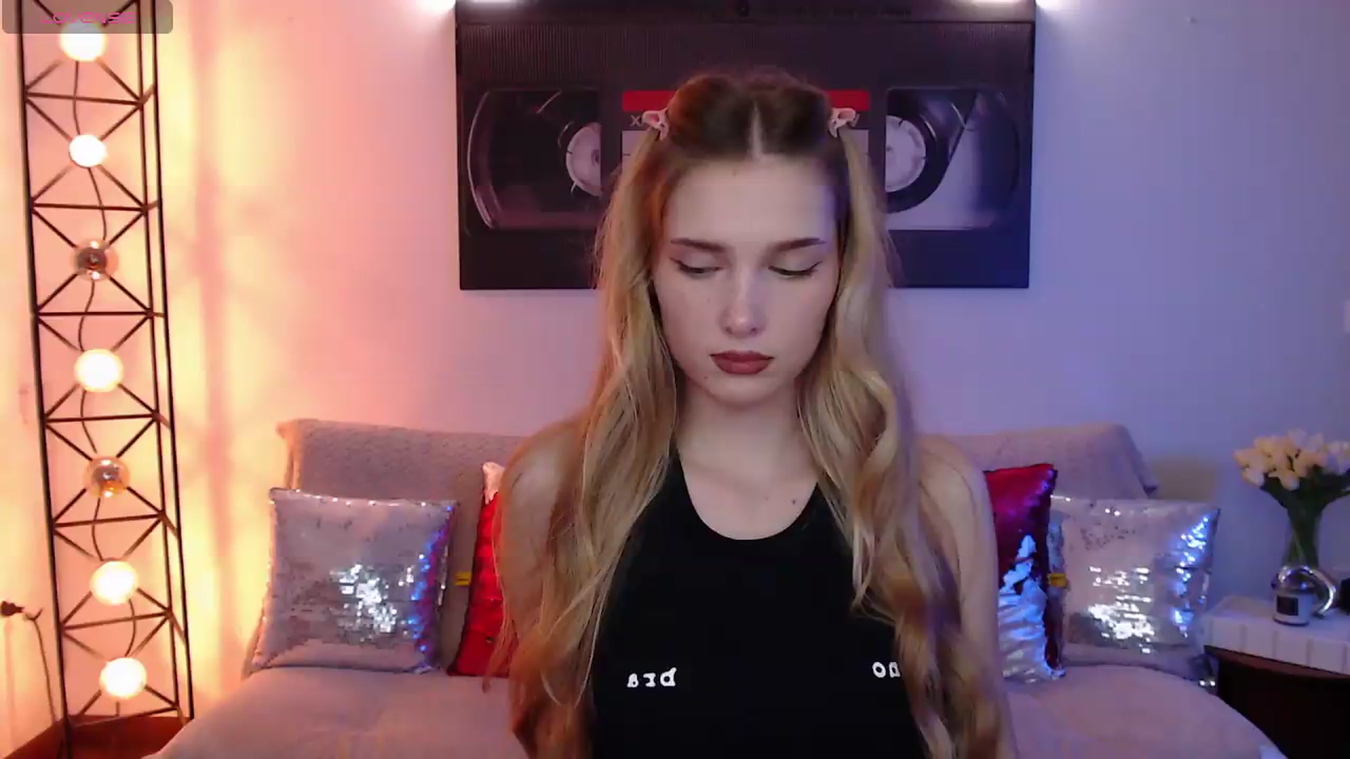 Gallery image thumbnail from Sirela's myfreecams stream on, 08/17/2026, 23:33 image 5 of 20
