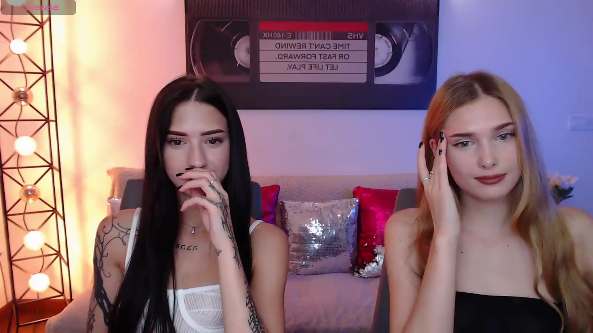 Gallery image thumbnail from Sirela's myfreecams stream on, 08/28/2026, 24:49 image 7 of 20