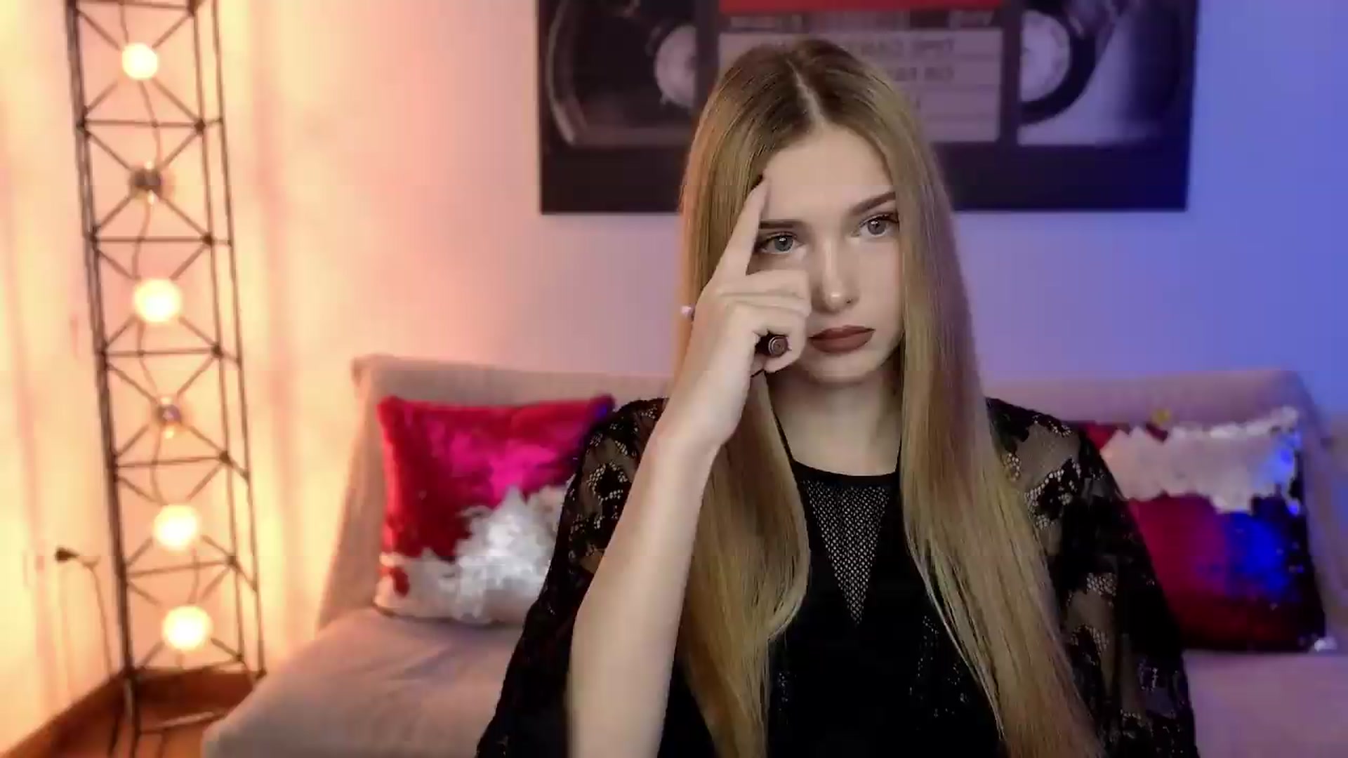 Gallery image thumbnail from Sirela's myfreecams stream on, 08/29/2026, 20:14 image 1 of 20