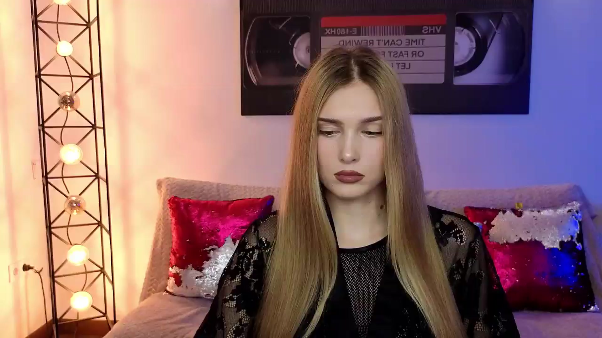 Gallery image thumbnail from Sirela's myfreecams stream on, 08/29/2026, 21:27 image 4 of 20