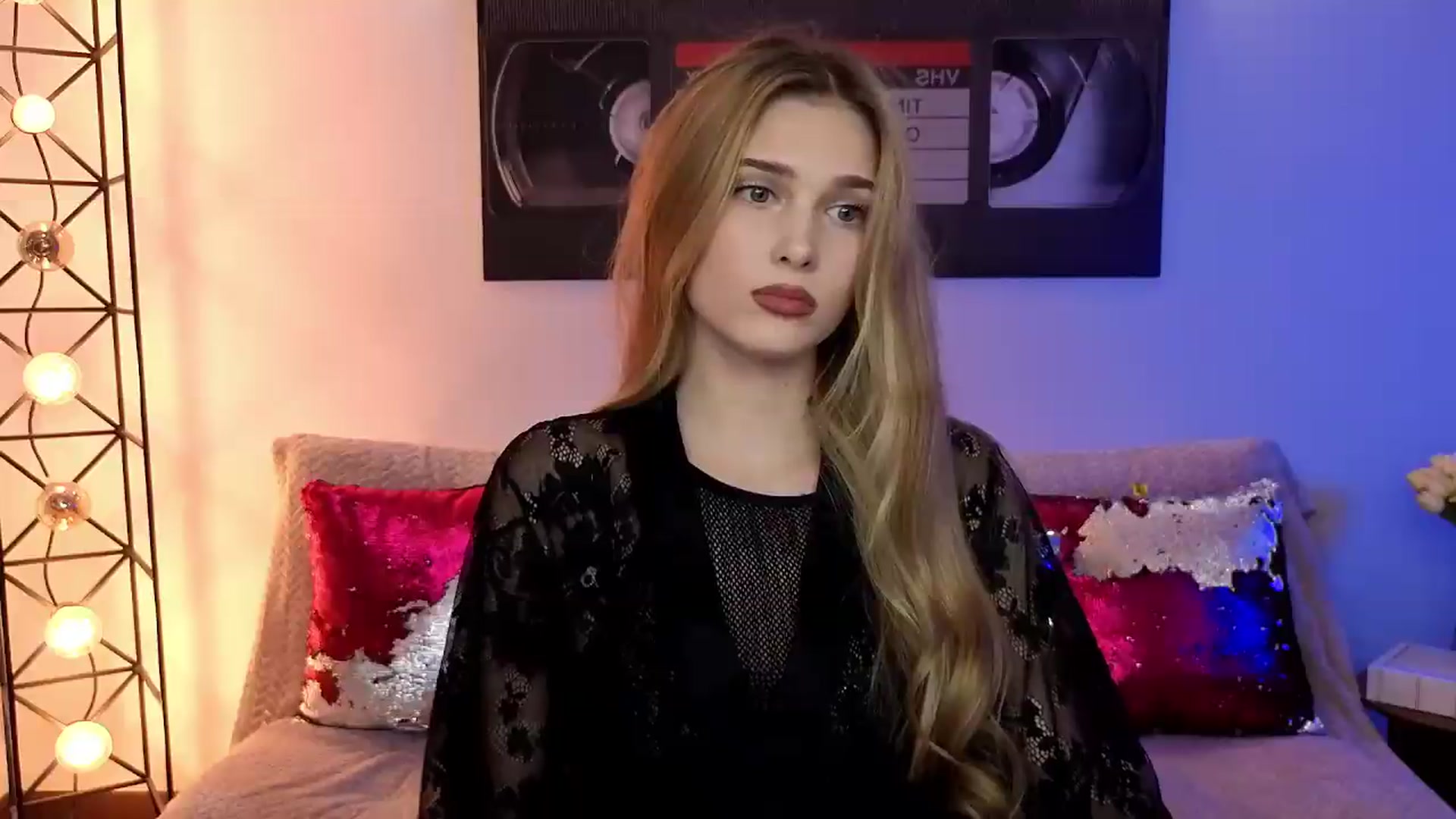 Gallery image thumbnail from Sirela's myfreecams stream on, 08/30/2026, 24:52 image 13 of 20