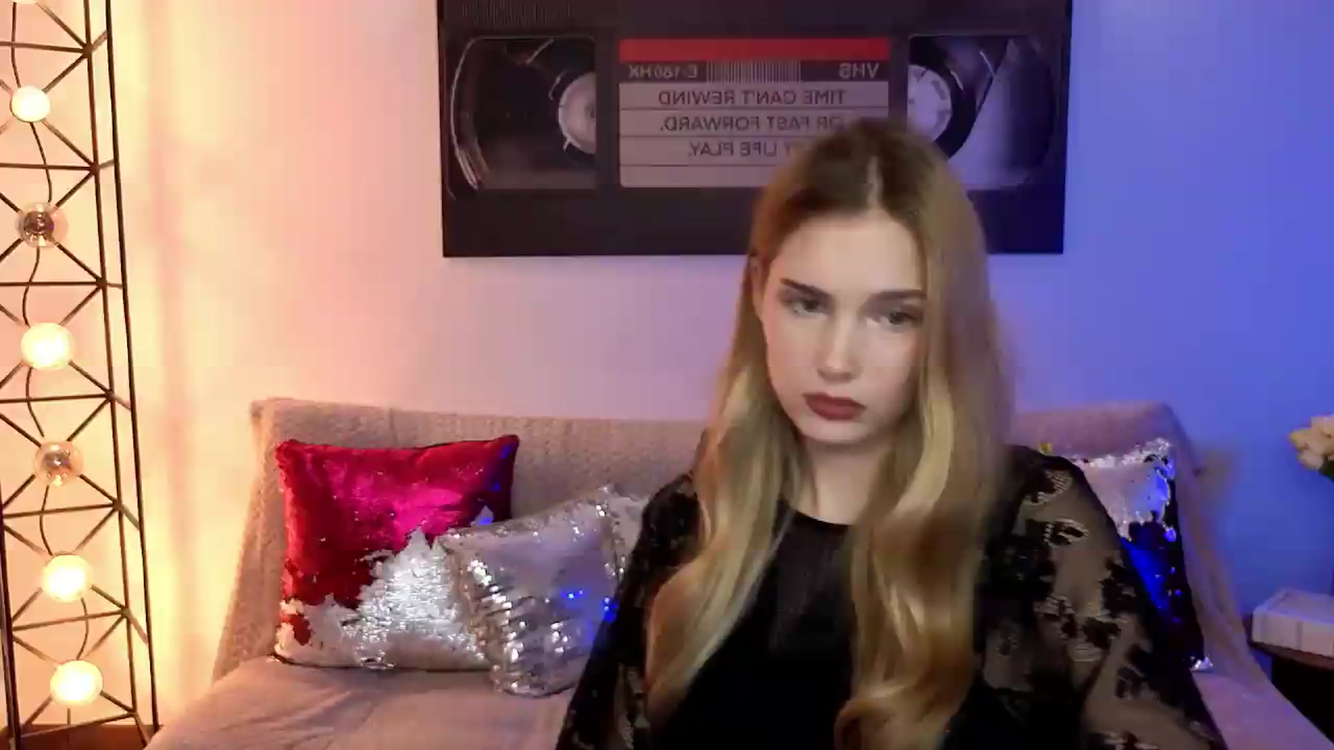 Gallery image thumbnail from Sirela's myfreecams stream on, 08/30/2026, 01:44 image 12 of 20