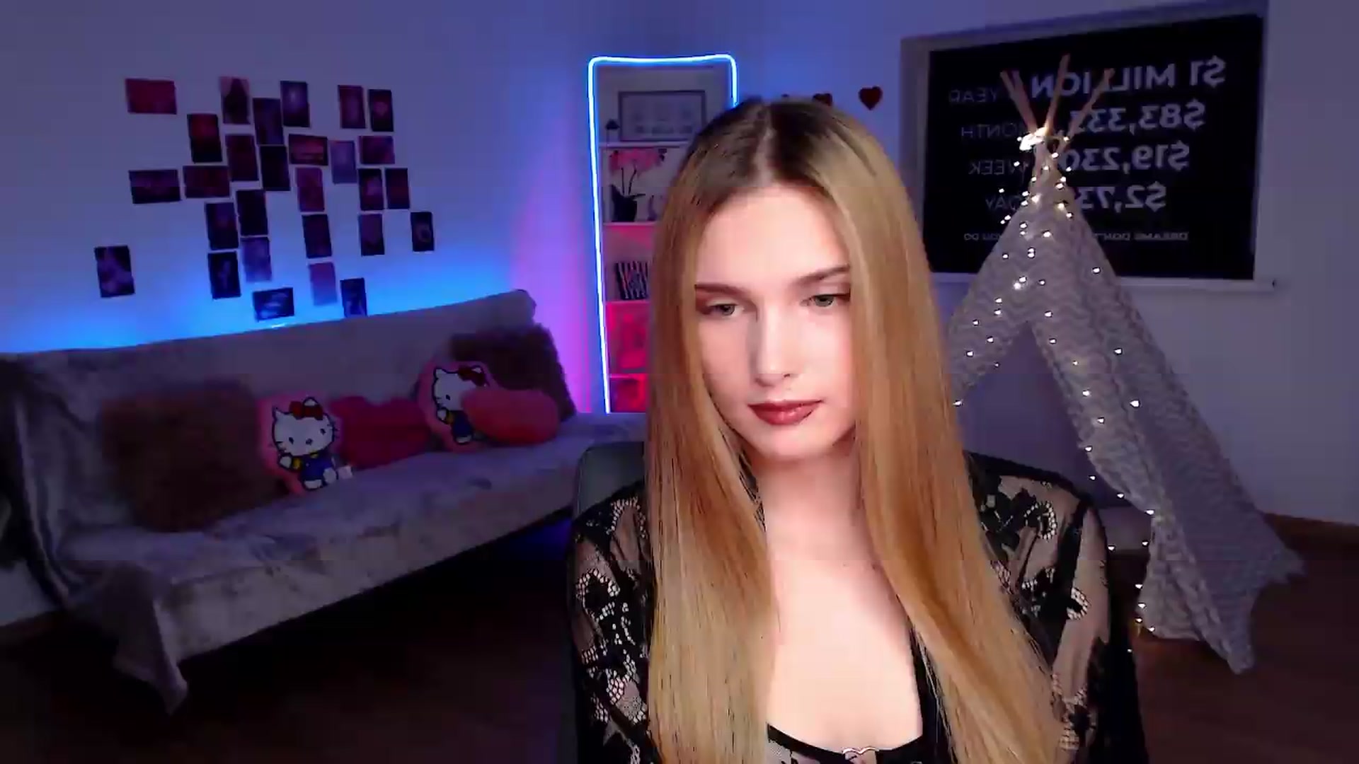 Gallery image thumbnail from Sirela's myfreecams stream on, 08/31/2026, 21:36 image 5 of 20