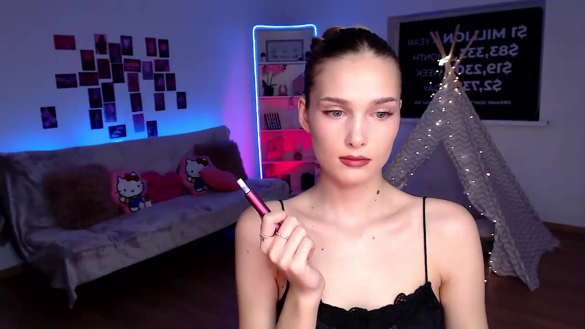 Gallery image thumbnail from Sirela's myfreecams stream on, 09/01/2026, 20:30 image 18 of 20