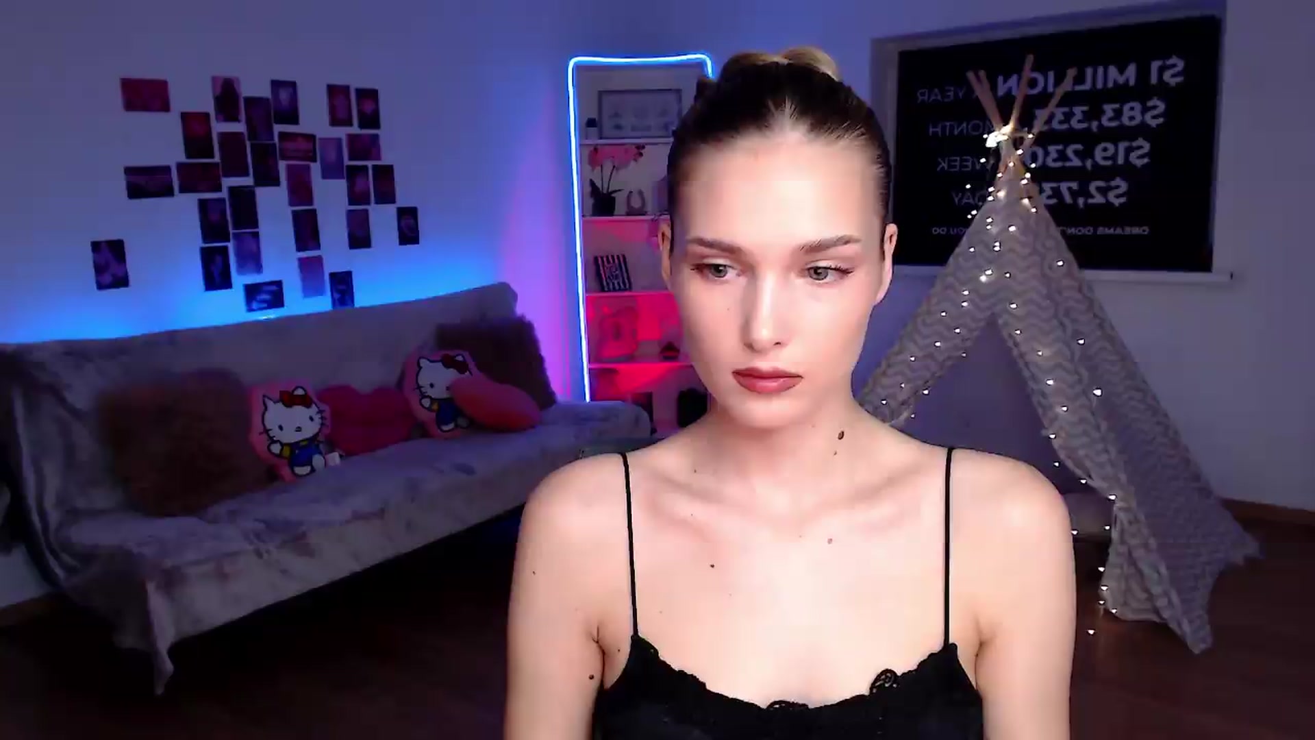 Gallery image thumbnail from Sirela's myfreecams stream on, 09/01/2026, 20:30 image 11 of 20