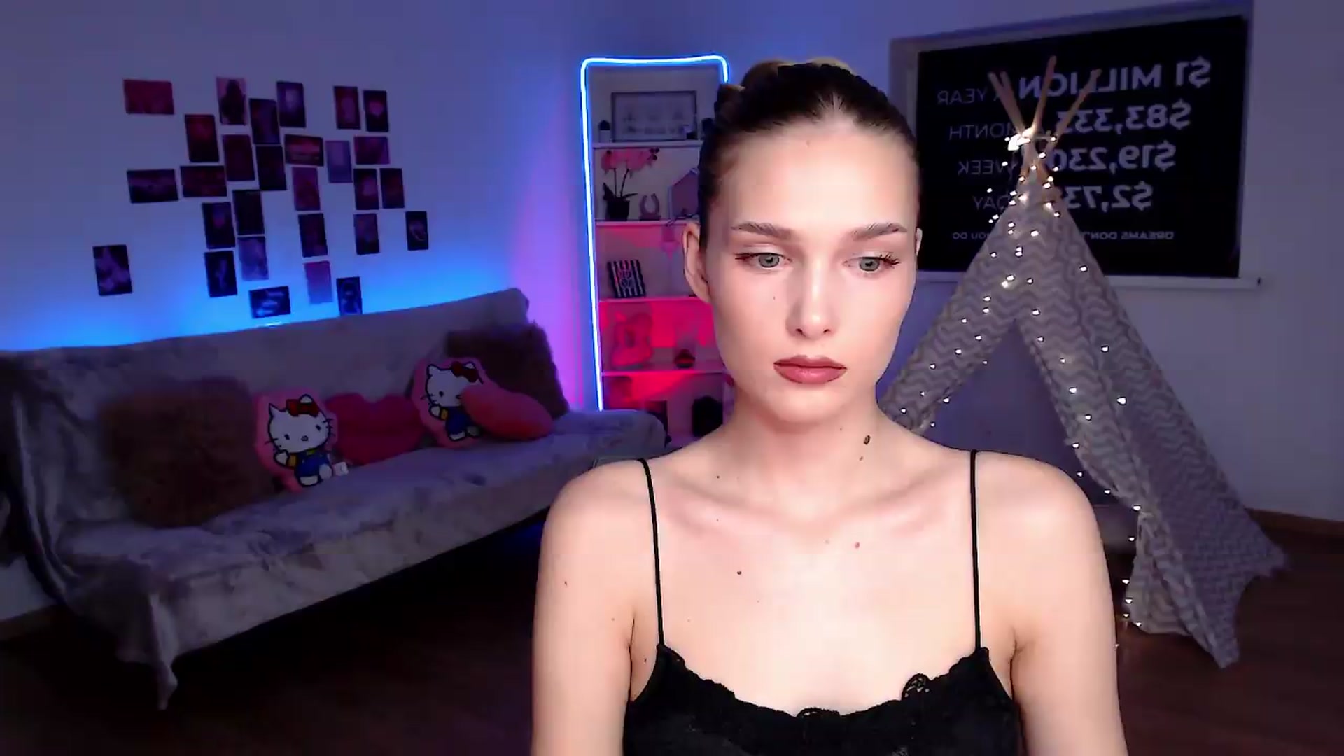 Gallery image thumbnail from Sirela's myfreecams stream on, 09/01/2026, 20:30 image 12 of 20
