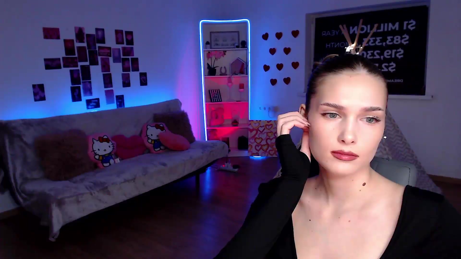 Gallery image thumbnail from Sirela's myfreecams stream on, 09/01/2026, 22:02 image 15 of 20