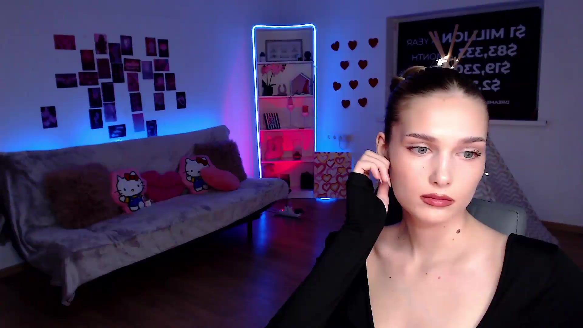 Gallery image thumbnail from Sirela's myfreecams stream on, 09/01/2026, 22:02 image 12 of 20