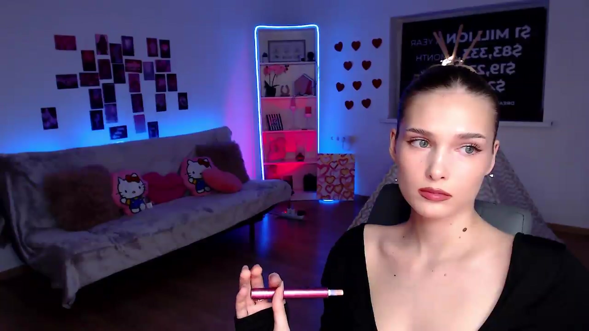 Gallery image thumbnail from Sirela's myfreecams stream on, 09/01/2026, 22:02 image 3 of 20