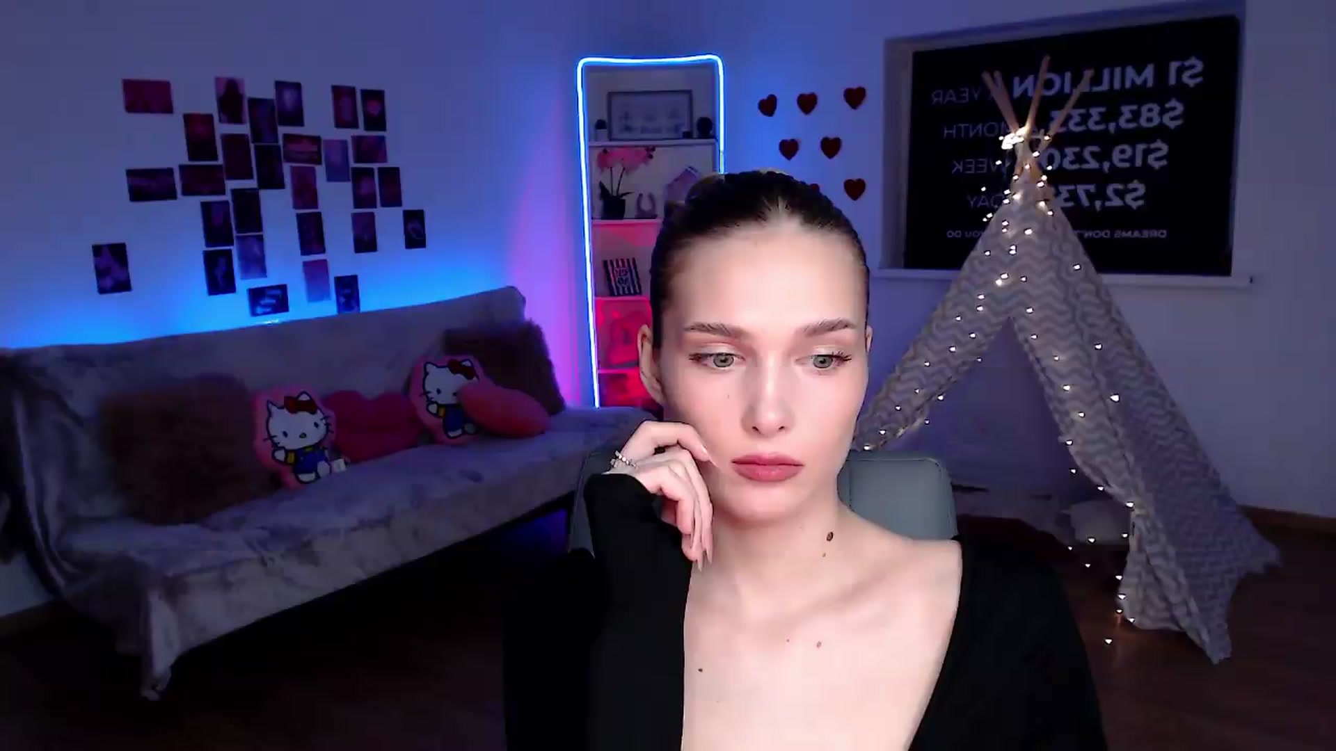 Gallery image thumbnail from Sirela's myfreecams stream on, 09/01/2026, 22:54 image 19 of 20
