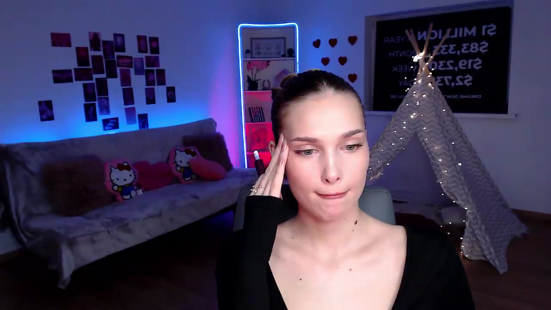 Gallery image thumbnail from Sirela's myfreecams stream on, 09/01/2026, 22:54 image 15 of 20