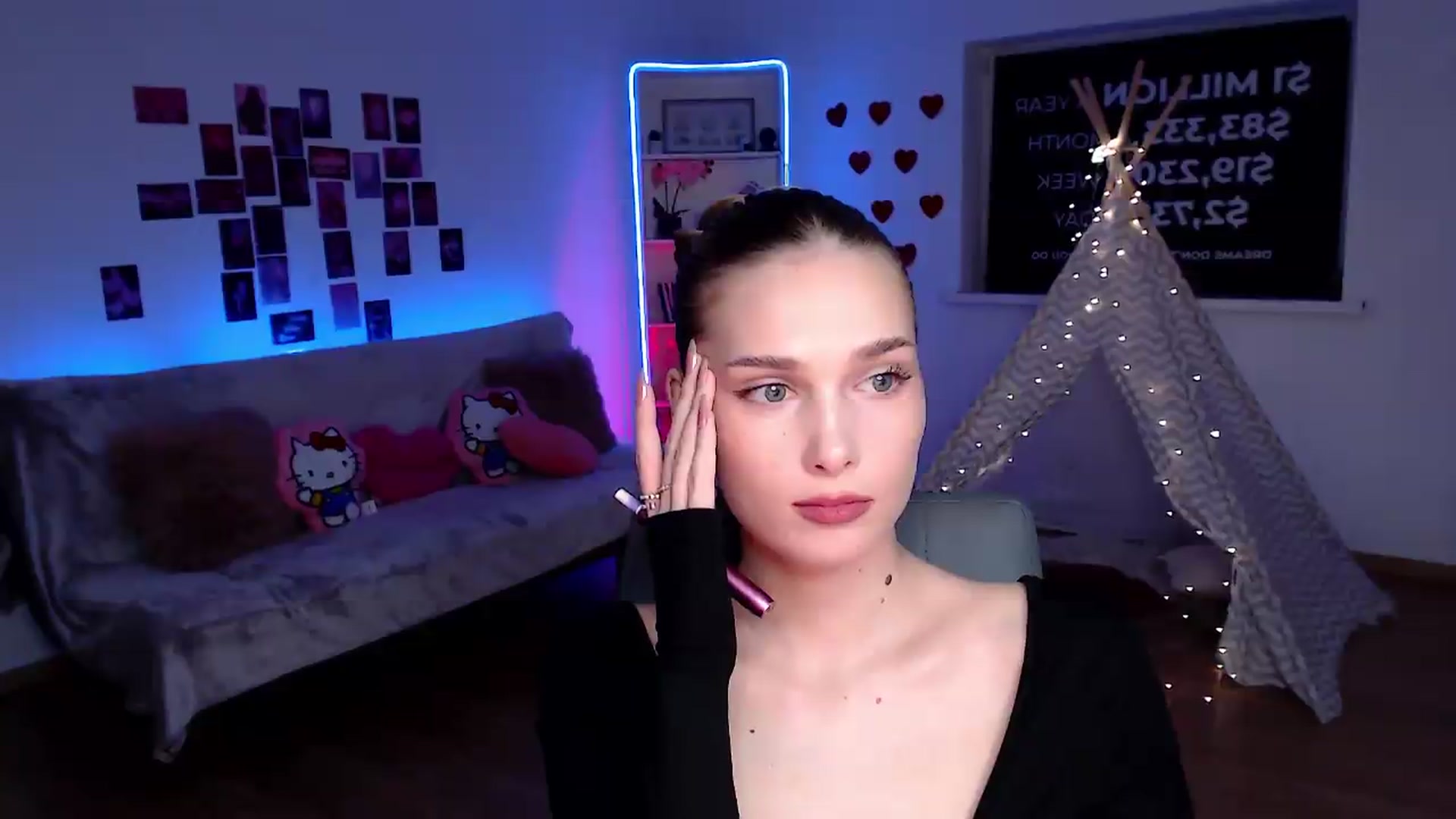 Gallery image thumbnail from Sirela's myfreecams stream on, 09/01/2026, 22:54 image 18 of 20