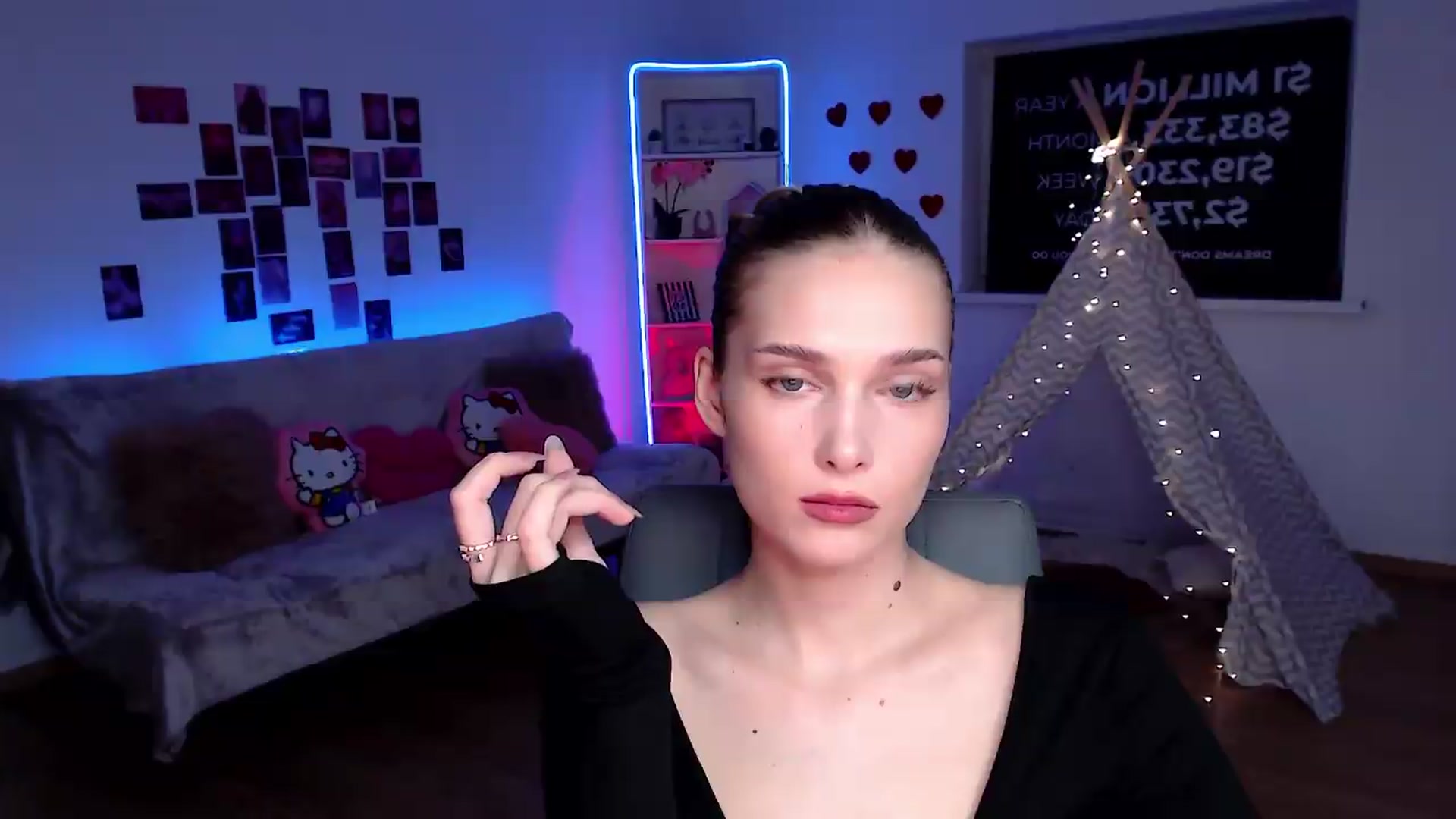 Gallery image thumbnail from Sirela's myfreecams stream on, 09/01/2026, 22:54 image 20 of 20
