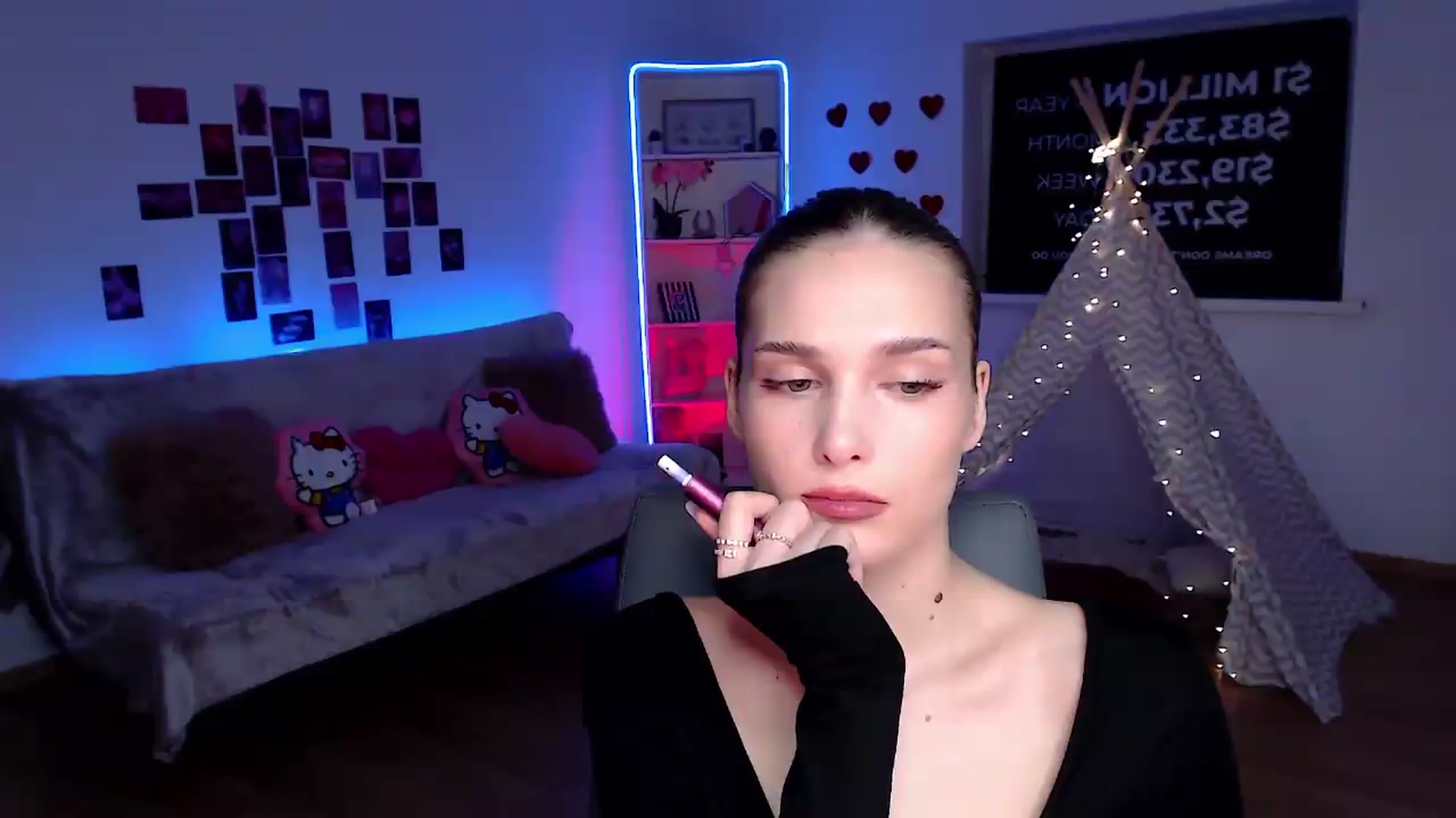 Gallery image thumbnail from Sirela's myfreecams stream on, 09/01/2026, 22:54 image 17 of 20