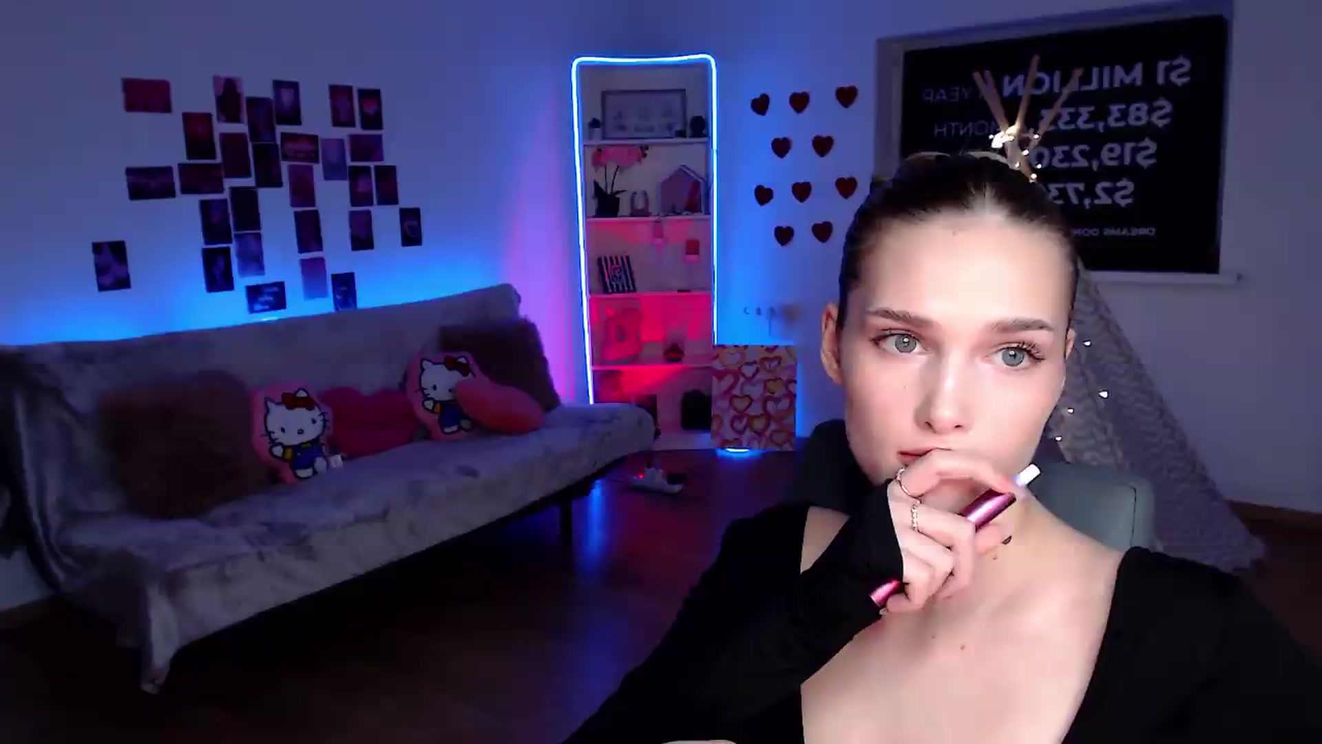 Gallery image thumbnail from Sirela's myfreecams stream on, 09/01/2026, 23:24 image 15 of 20
