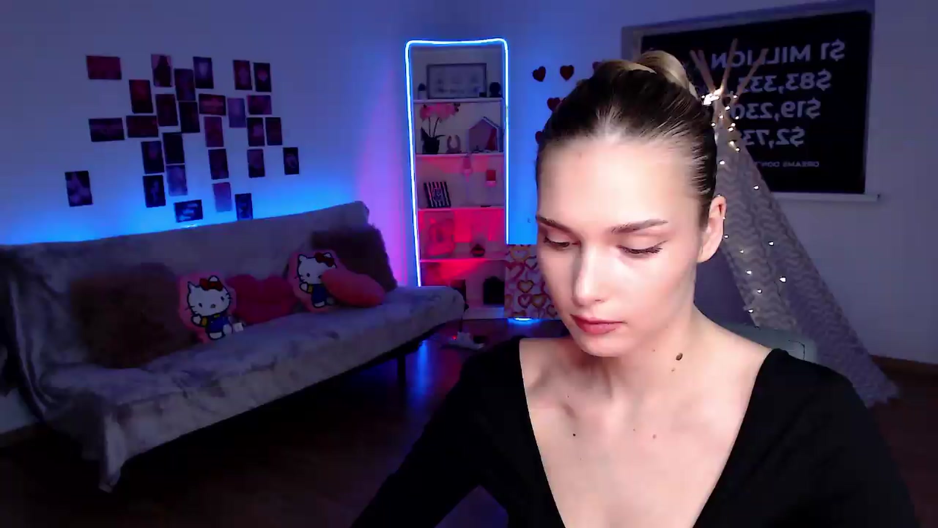 Gallery image thumbnail from Sirela's myfreecams stream on, 09/01/2026, 23:39 image 10 of 20