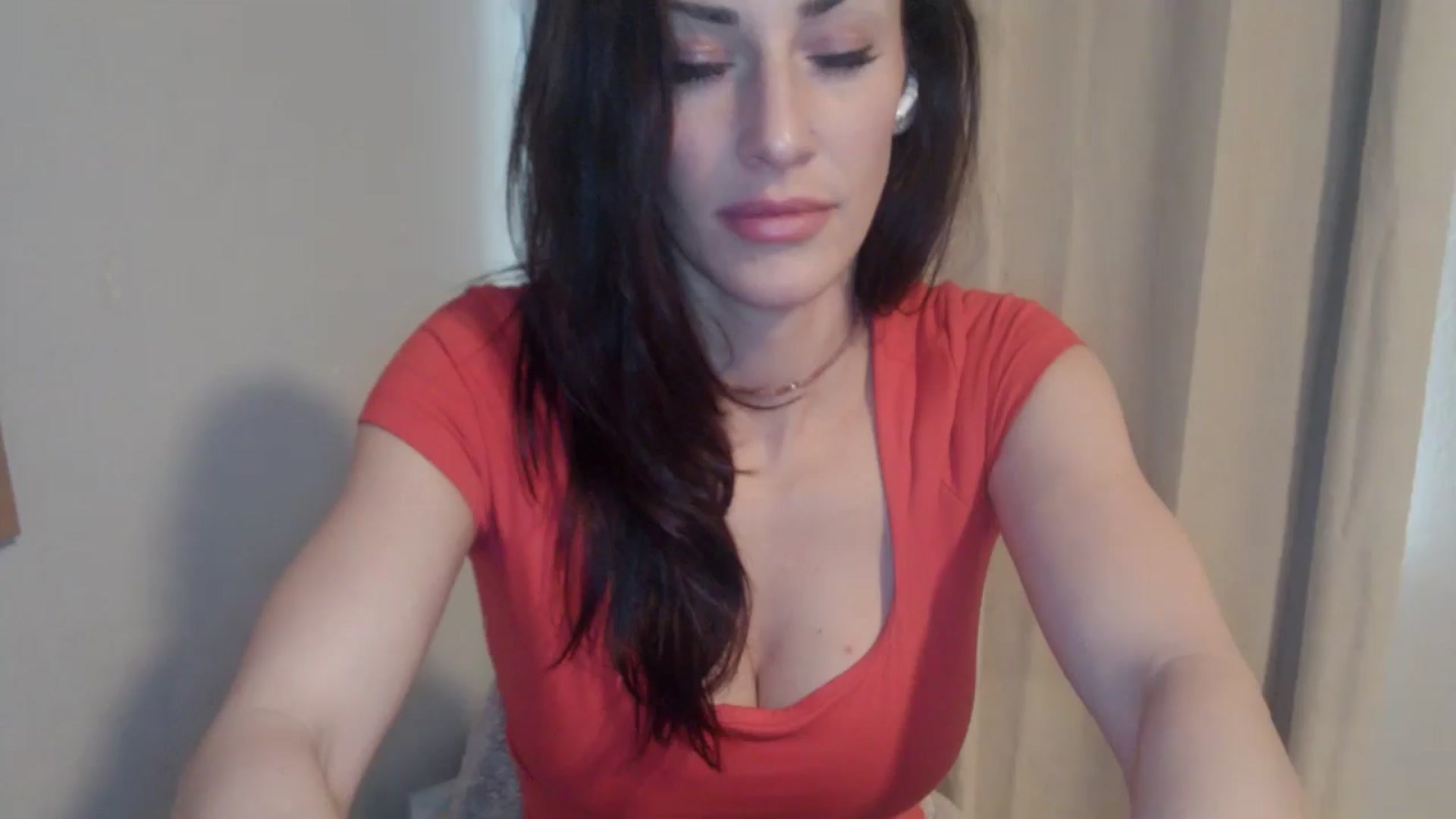 Gallery image thumbnail from Siren3's myfreecams stream on, 01/29/2025, 19:24 image 15 of 20
