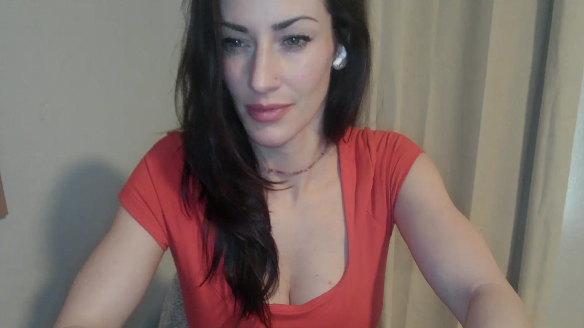 Gallery image thumbnail from Siren3's myfreecams stream on, 01/29/2025, 19:24 image 18 of 20