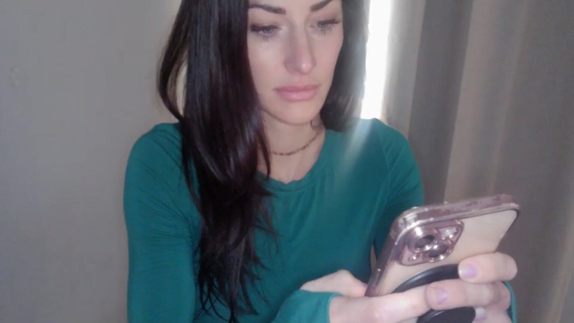 Gallery image thumbnail from Siren3's myfreecams stream on, 01/30/2025, 17:50 image 12 of 20