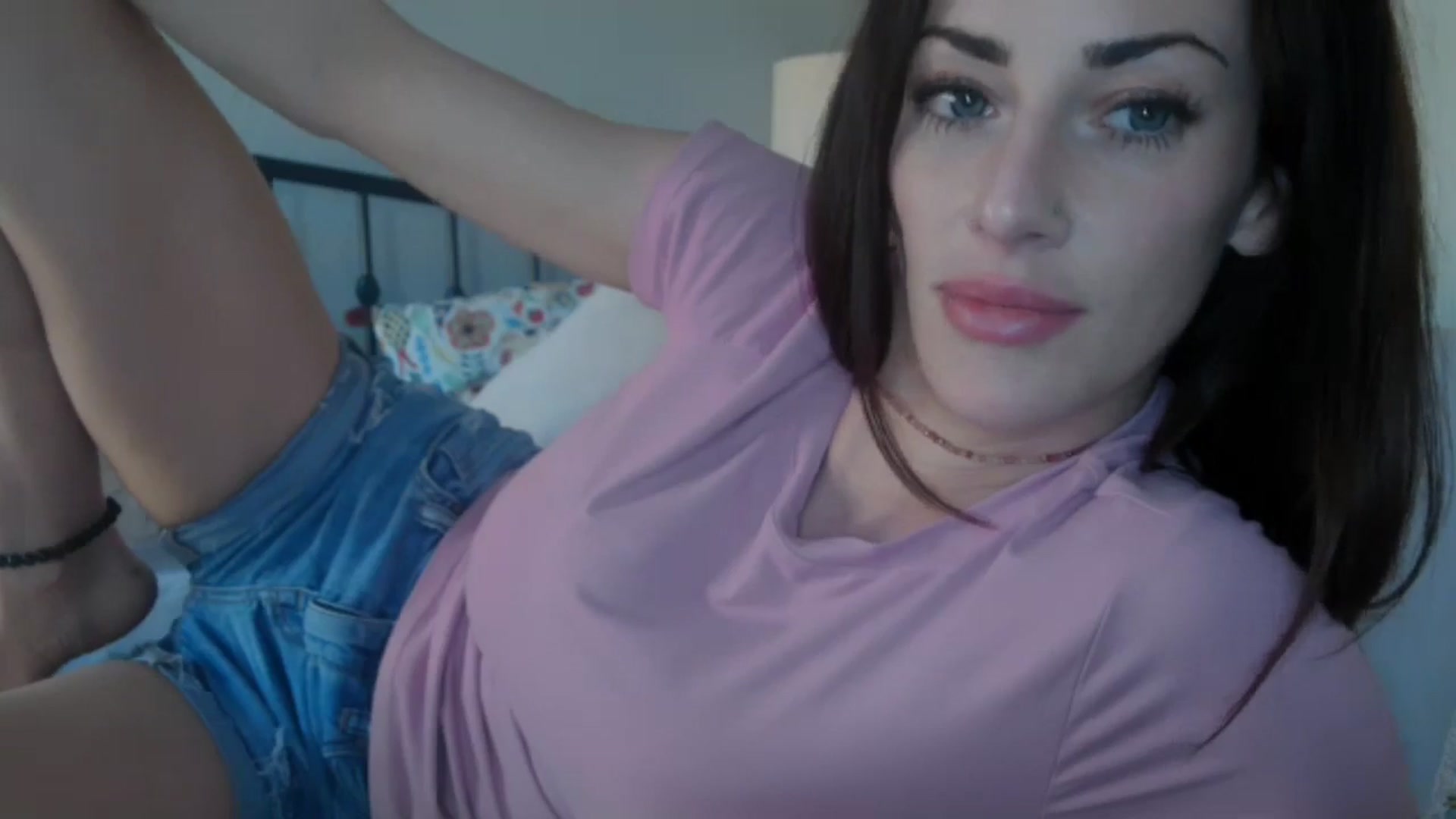 Gallery image thumbnail from Siren3's myfreecams stream on, 02/03/2025, 18:29 image 18 of 20