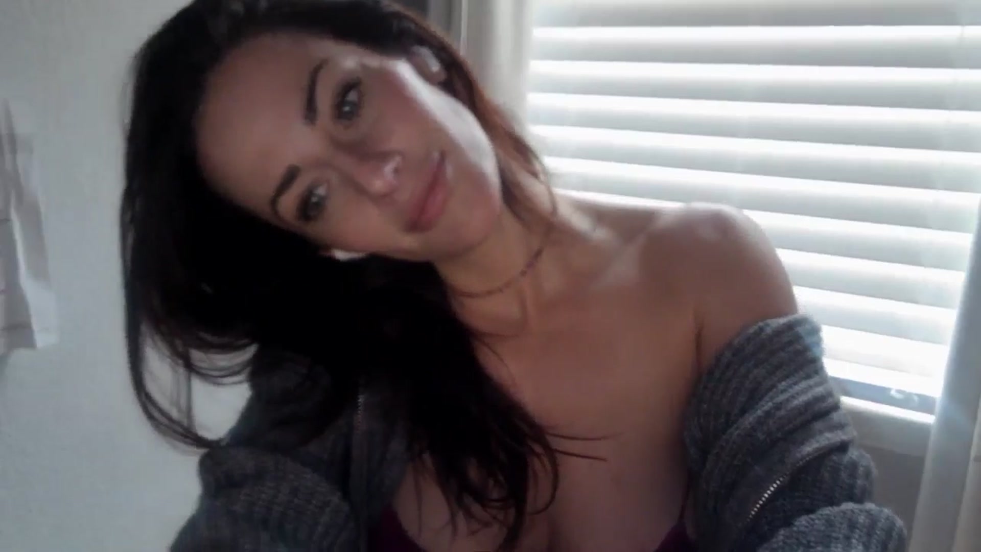 Gallery image thumbnail from Siren3's myfreecams stream on, 02/11/2025, 19:33 image 17 of 20